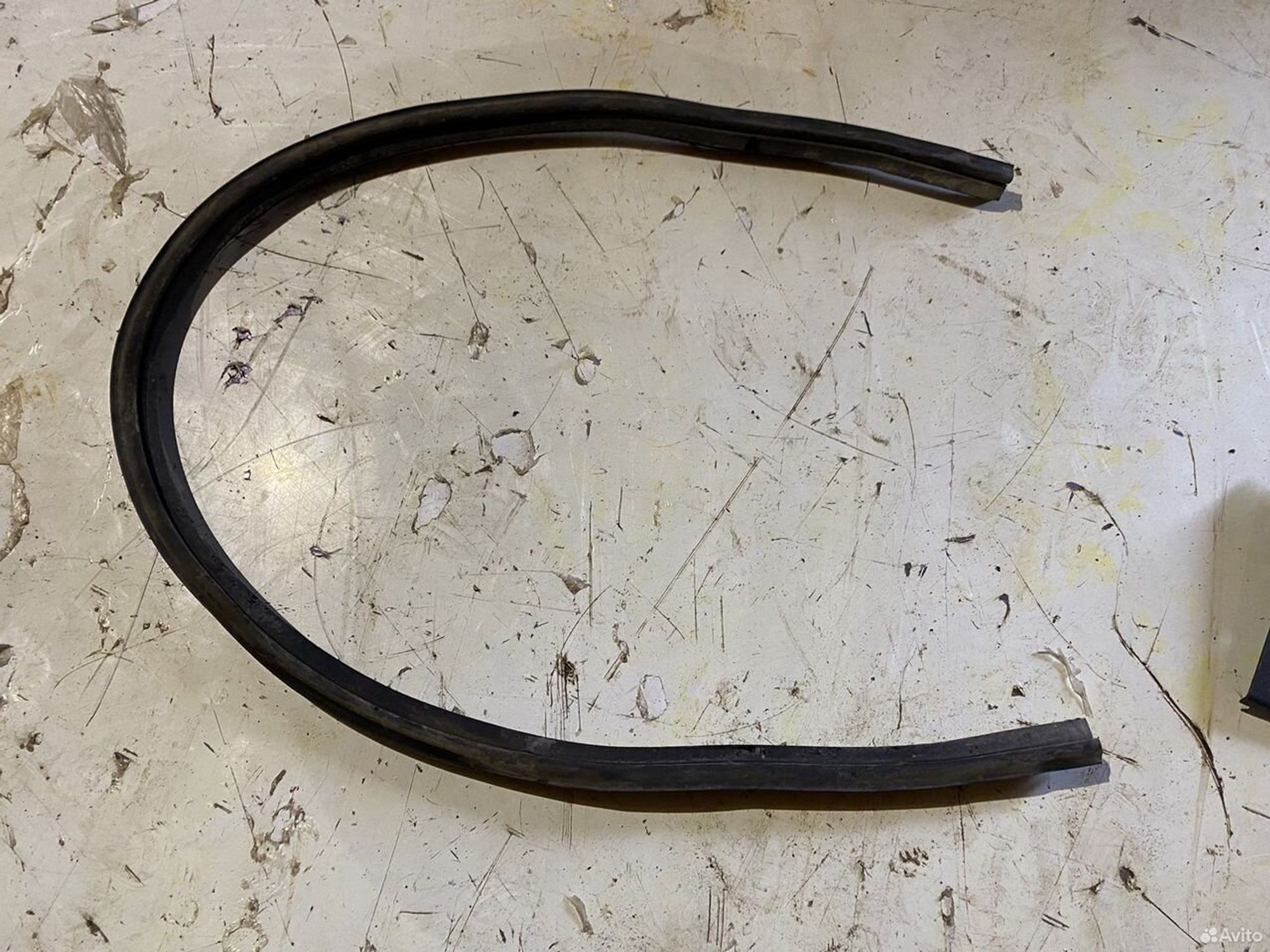 Уплотнительная резинка багажного отделения, 500 рублей, Семиозерка