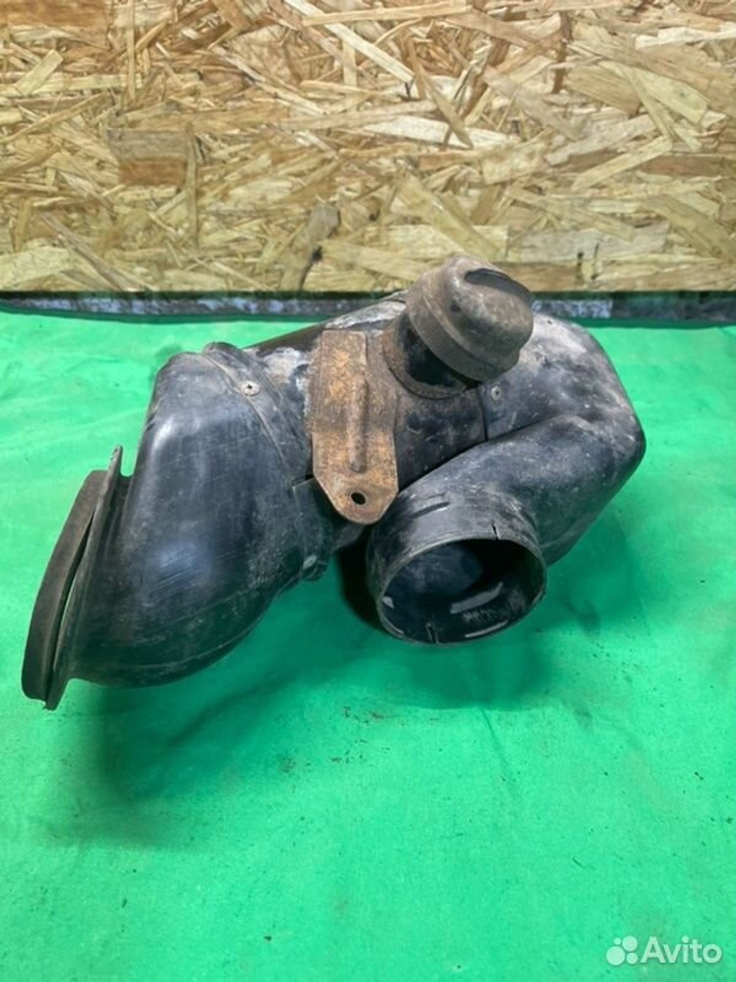 Резонатор воздушного фильтра Mitsubishi Pajero, 1000 рублей, Семиозерка