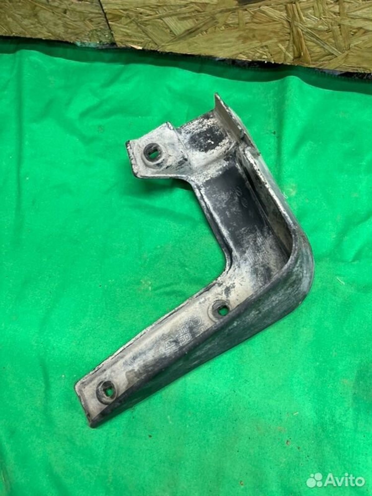 Брызговик передний левый Kia Ceed JD G4FG 2013, 700 рублей, Семиозерка