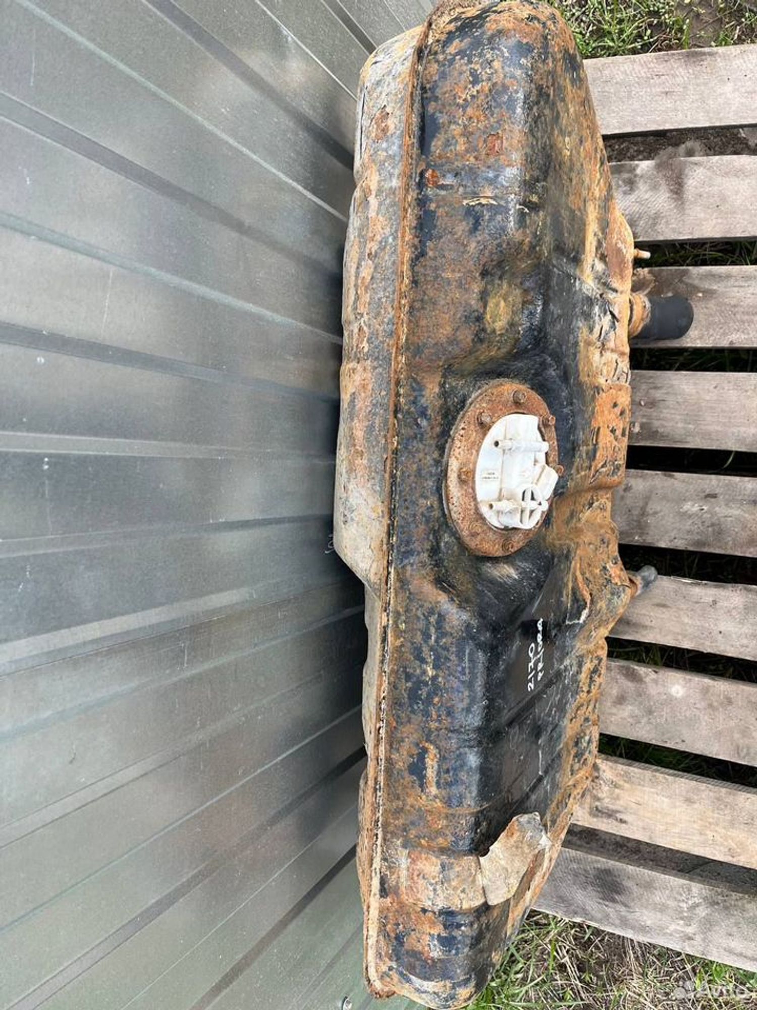 Бак топливный Priora, 2000 рублей, Семиозерка