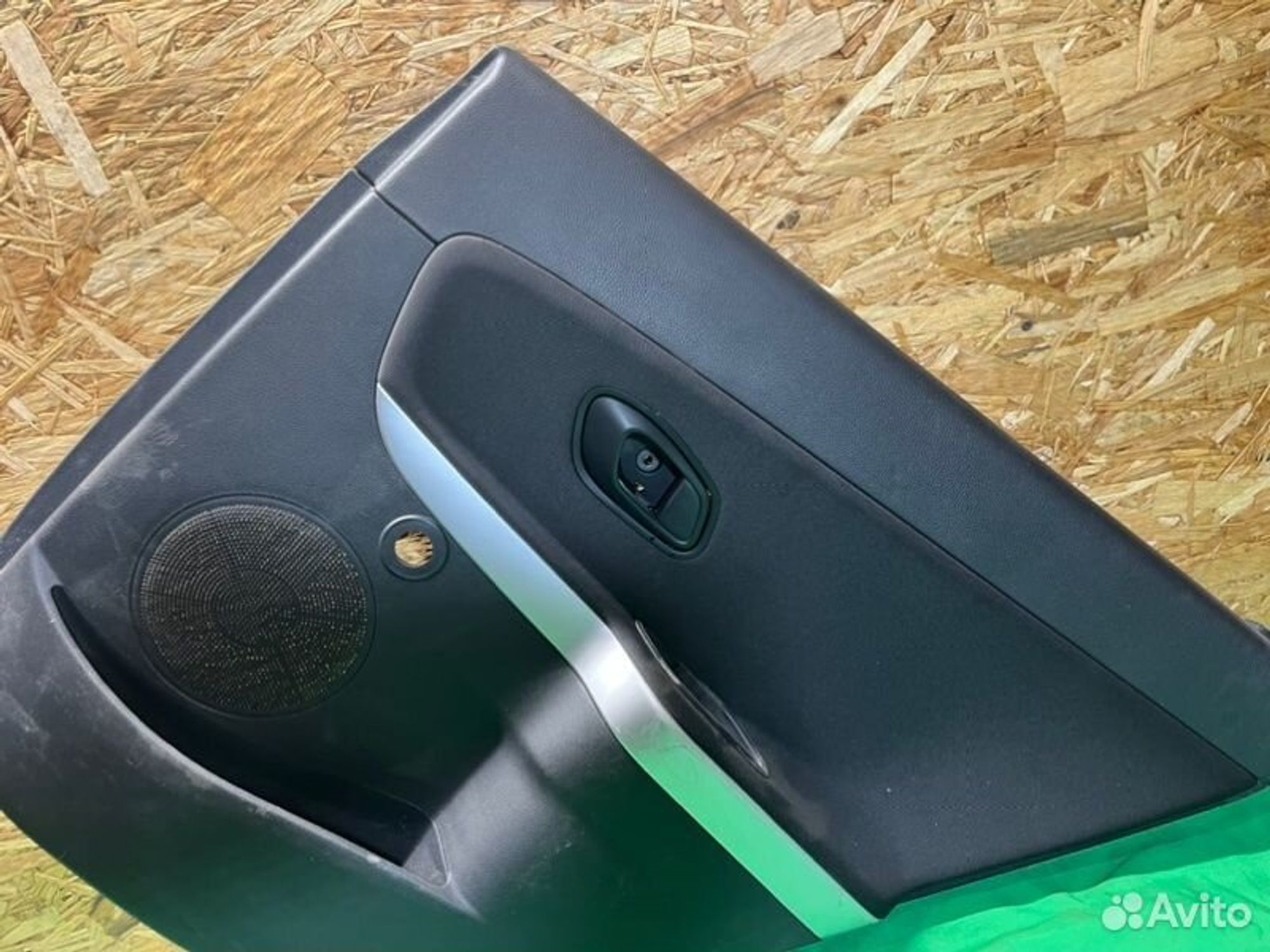 Обшивка боковой двери задняя правая Kia Ceed JD, 1000 рублей, Семиозерка