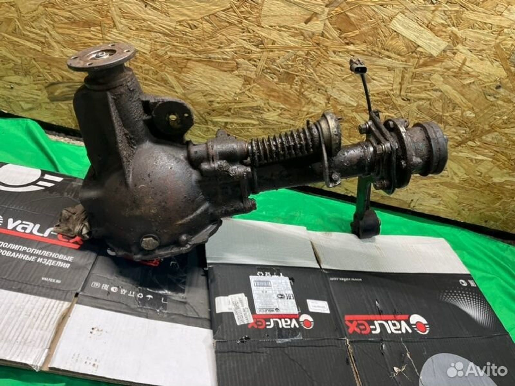 Редуктор Mitsubishi Pajero 6G72 1993, 14000 рублей, Семиозерка