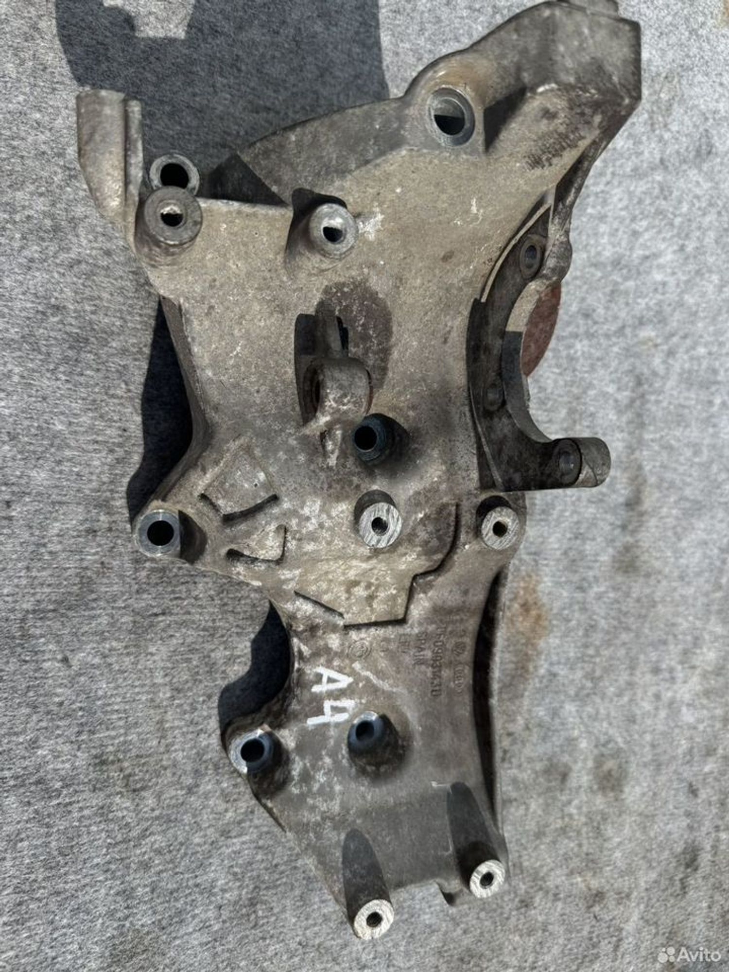 Кронштейн генератора Audi a4 b6 b7, 1000 рублей, Семиозерка