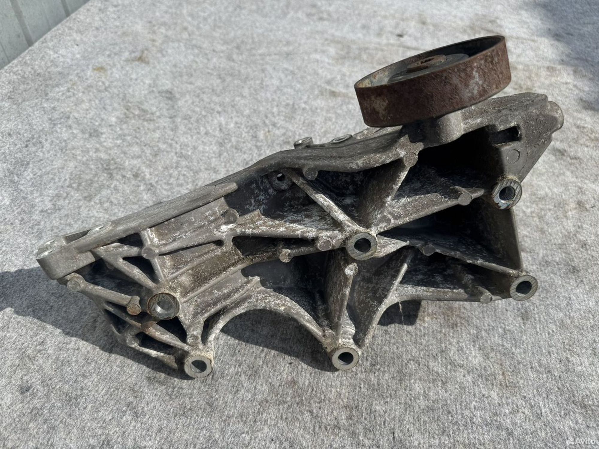 Кронштейн генератора Audi a4 b6 b7, 1000 рублей, Семиозерка