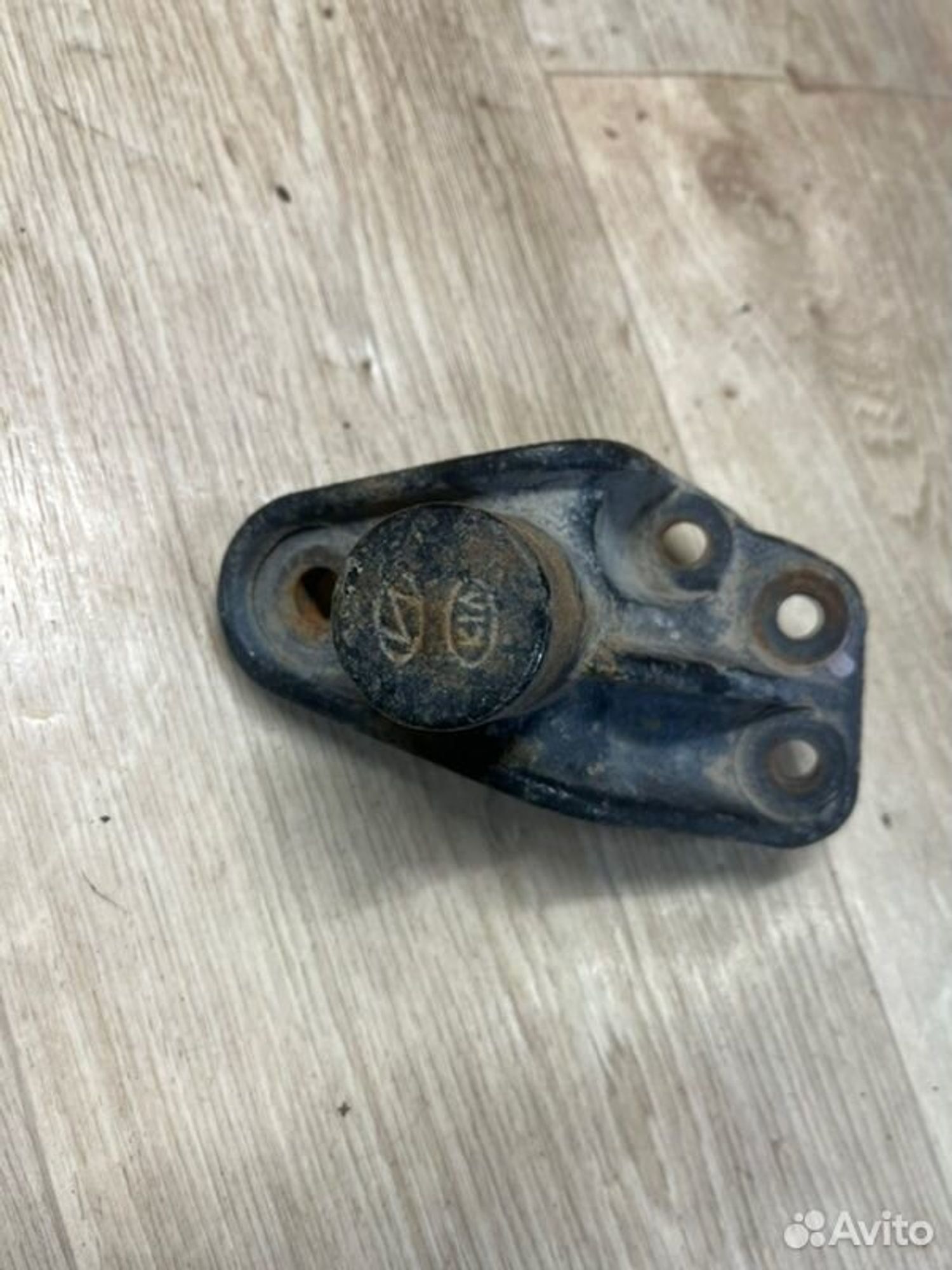 Крепление опоры двигателя Kia Ceed JD G4FG 2013, 1000 рублей, Семиозерка