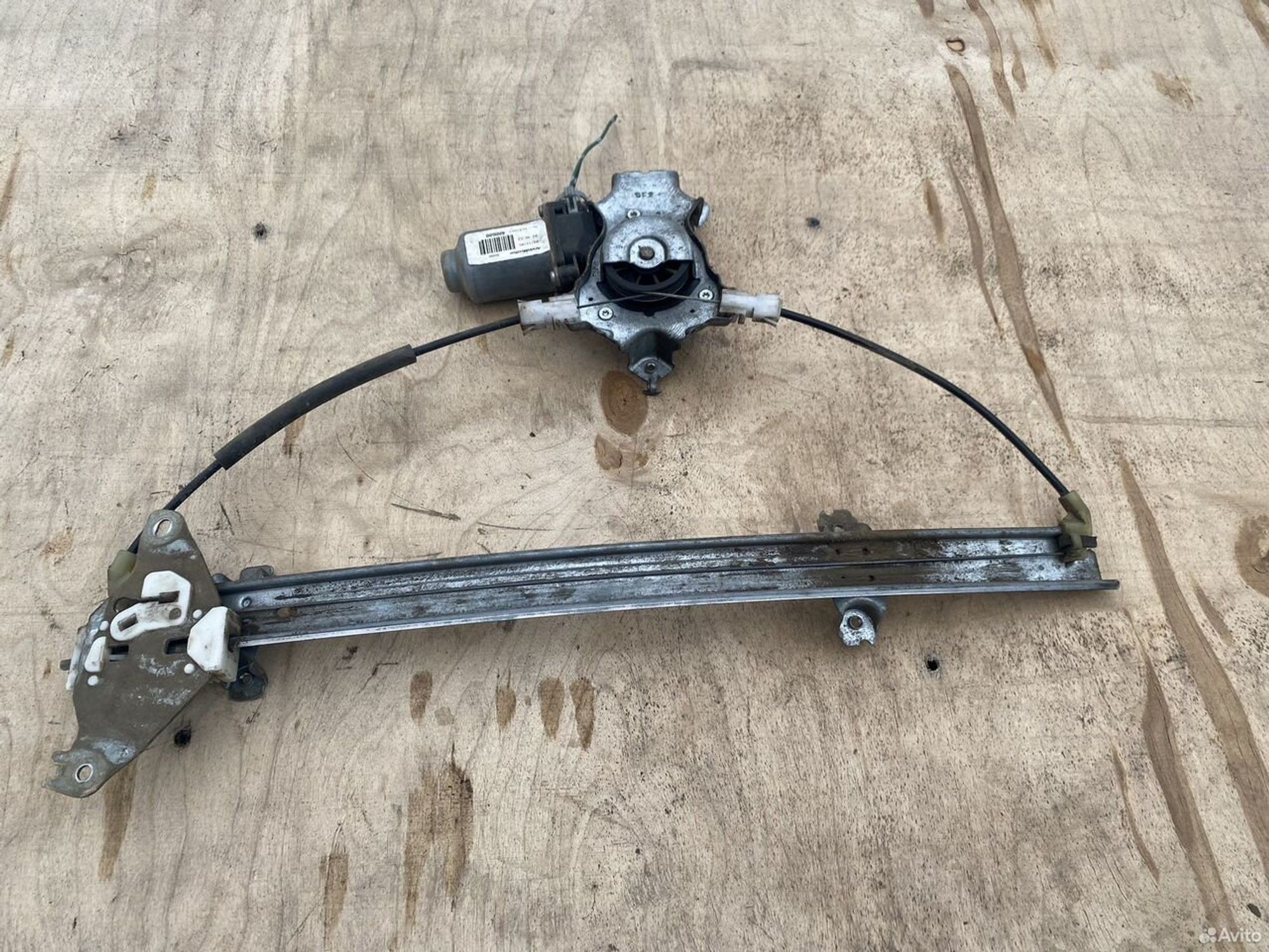 Стеклоподъемник двери правый n16, 1000 рублей, Семиозерка