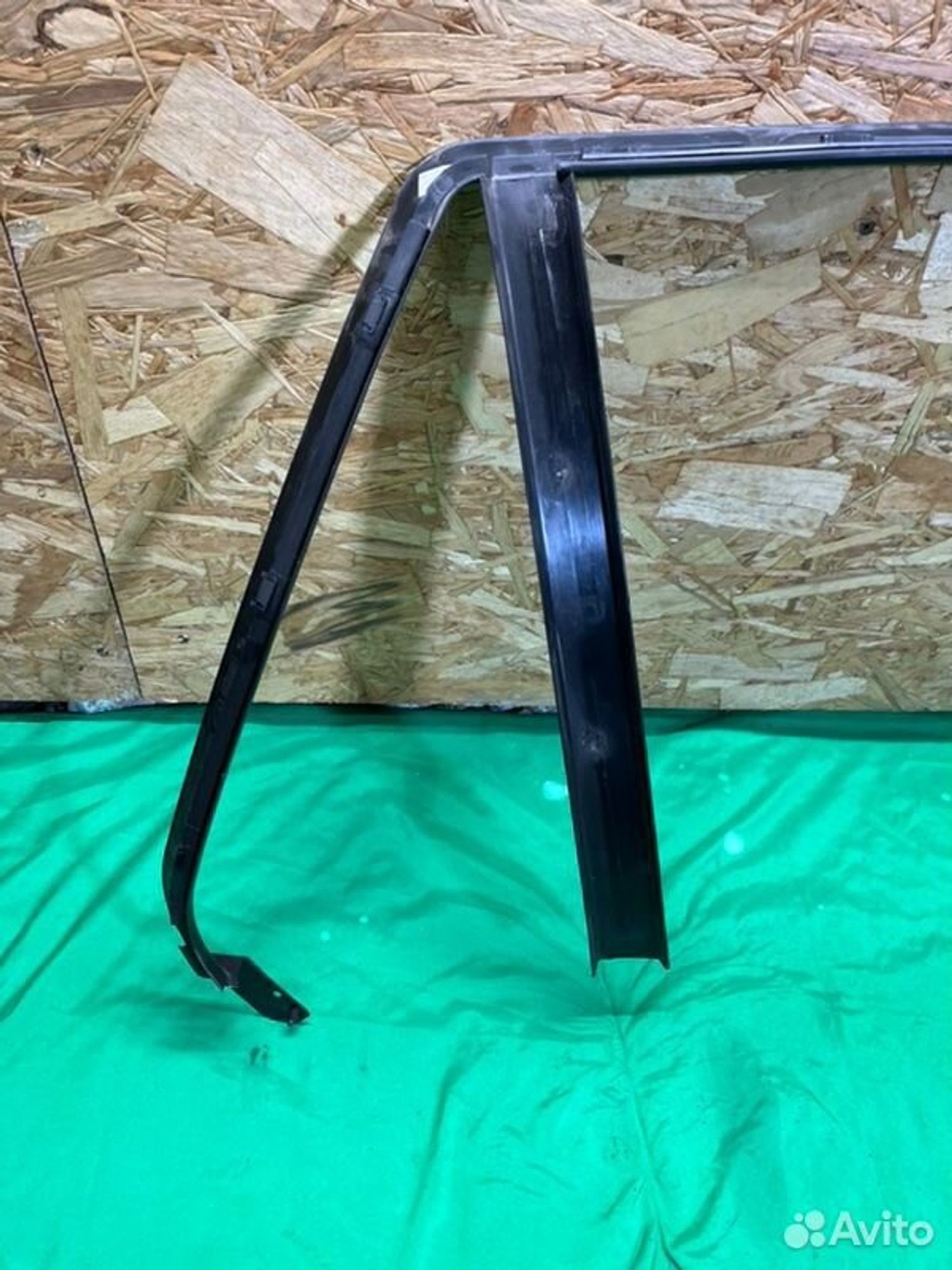 Уплотнительная резинка боковой двери задняя правая, 1200 рублей, Семиозерка