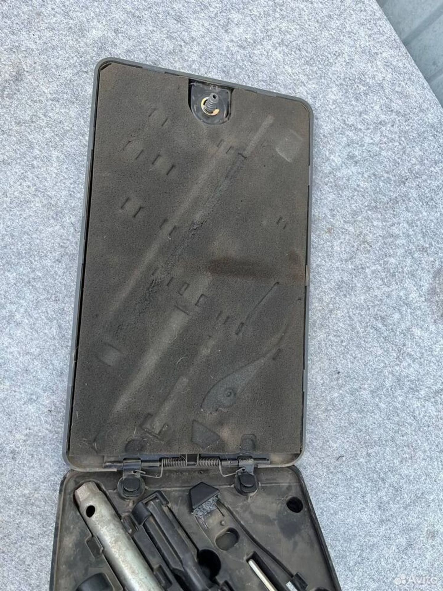 Ящик инструментов Mitsubishi Pajero 2, 2000 рублей, Семиозерка