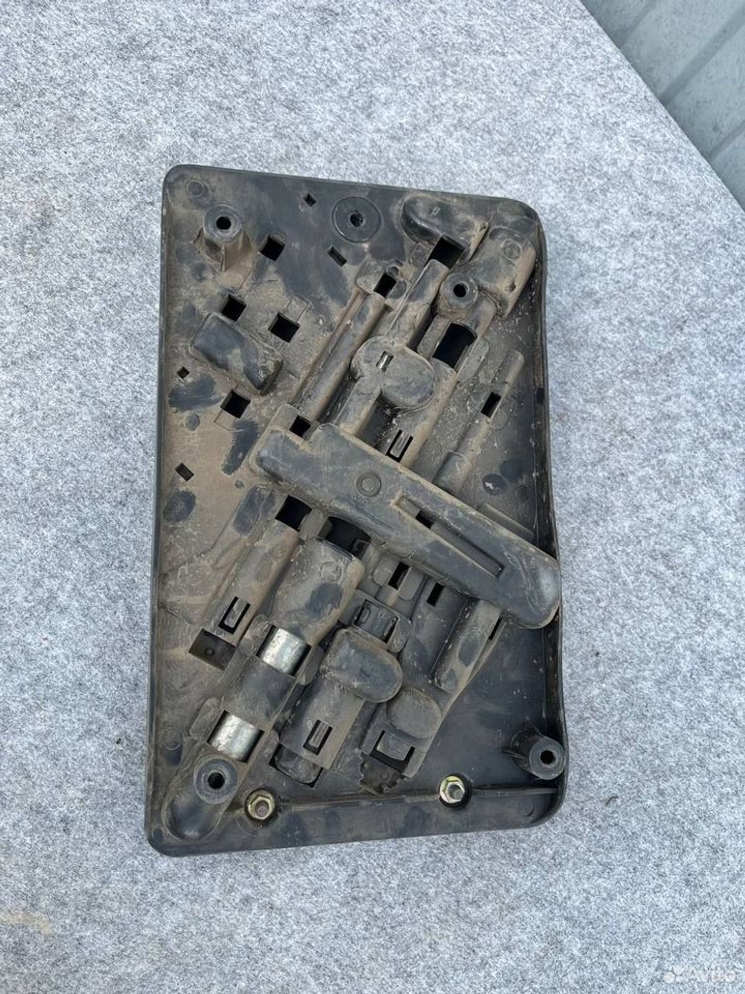 Ящик инструментов Mitsubishi Pajero 2, 2000 рублей, Семиозерка