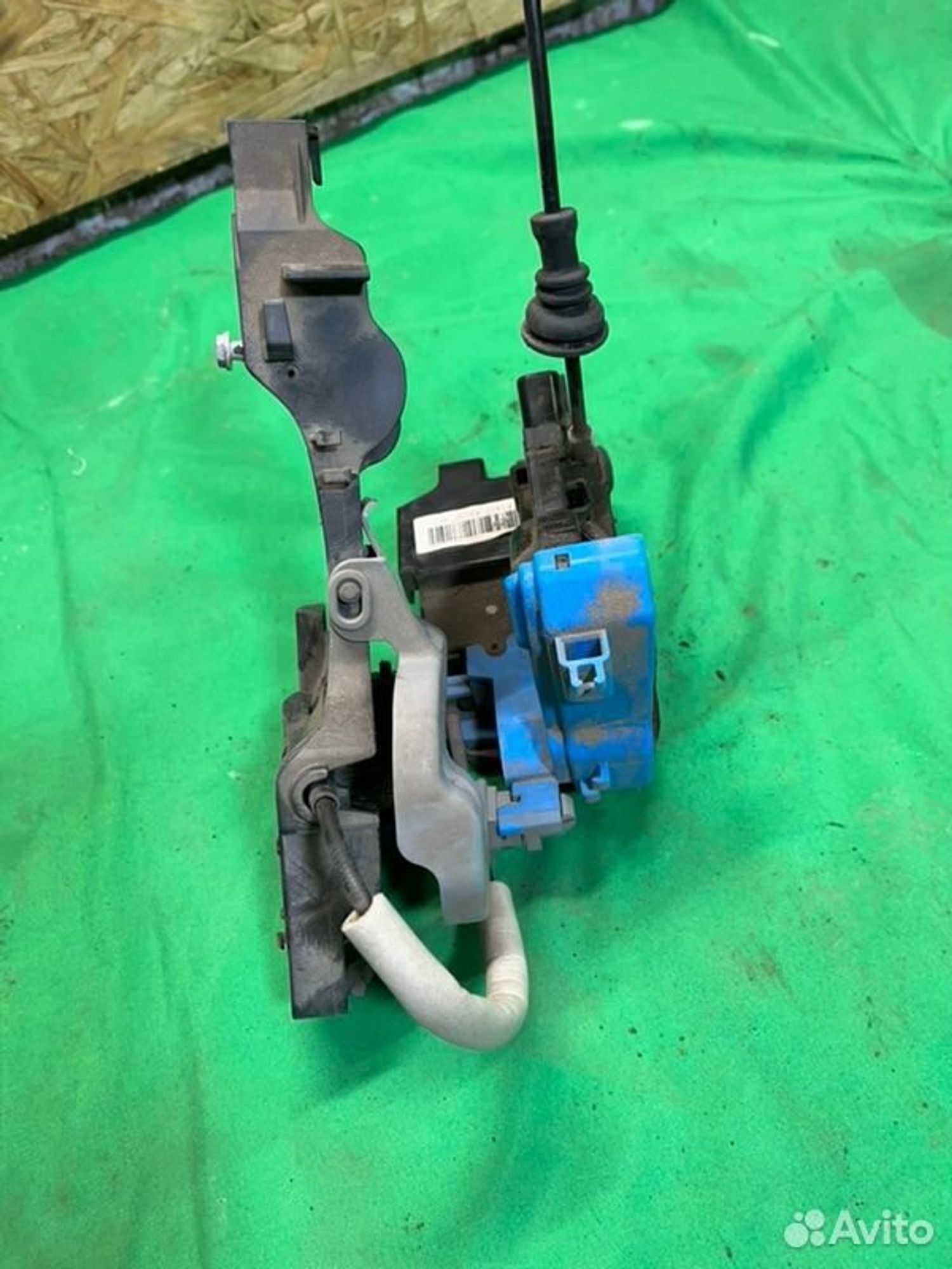 Замок боковой двери задний левый Kia Ceed JD G4FG, 2000 рублей, Семиозерка