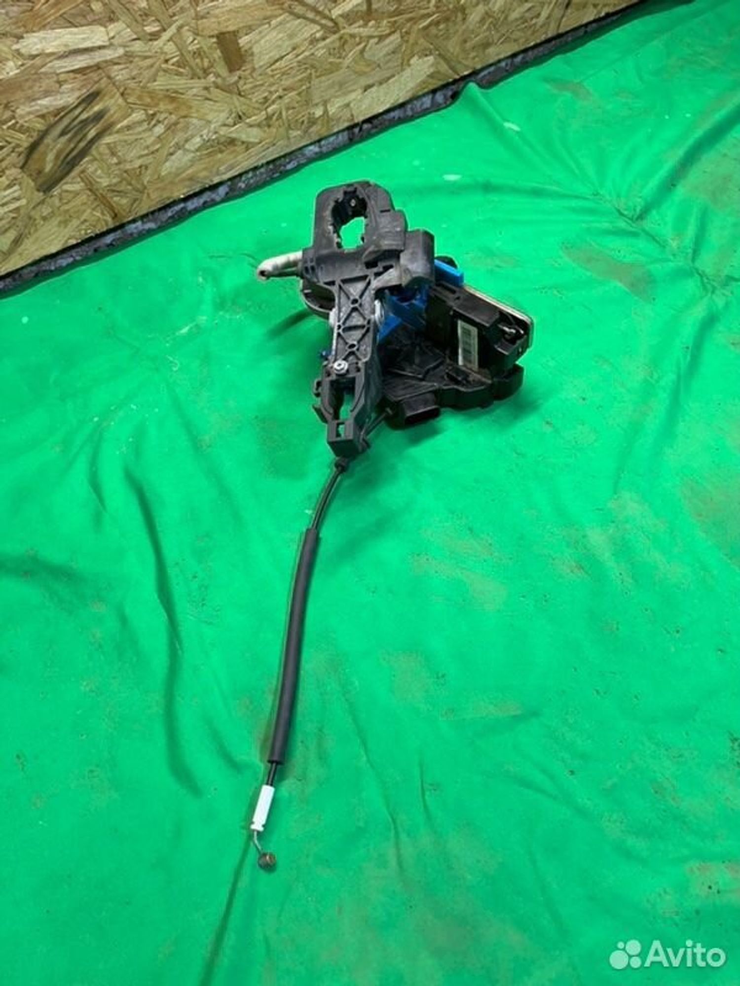 Замок боковой двери задний левый Kia Ceed JD G4FG, 2000 рублей, Семиозерка