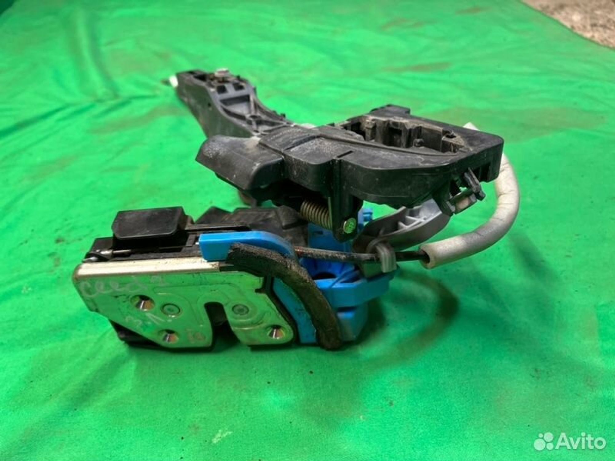 Замок боковой двери задний левый Kia Ceed JD G4FG, 2000 рублей, Семиозерка