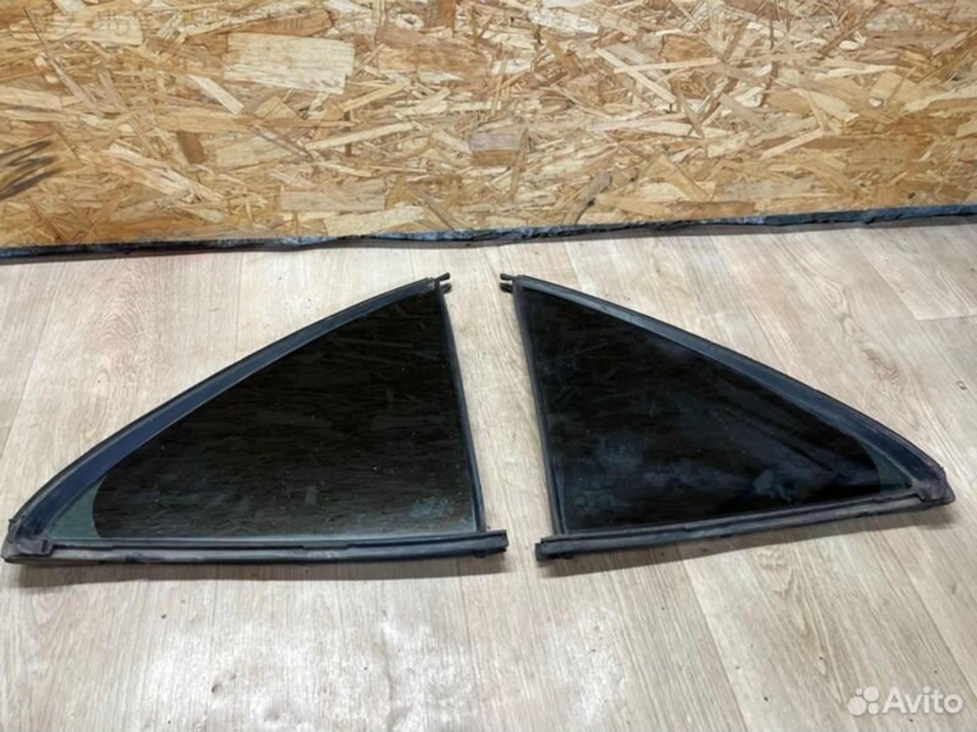 Форточка двери задняя Mercedes E240 W210 M112911, 1000 рублей, Семиозерка