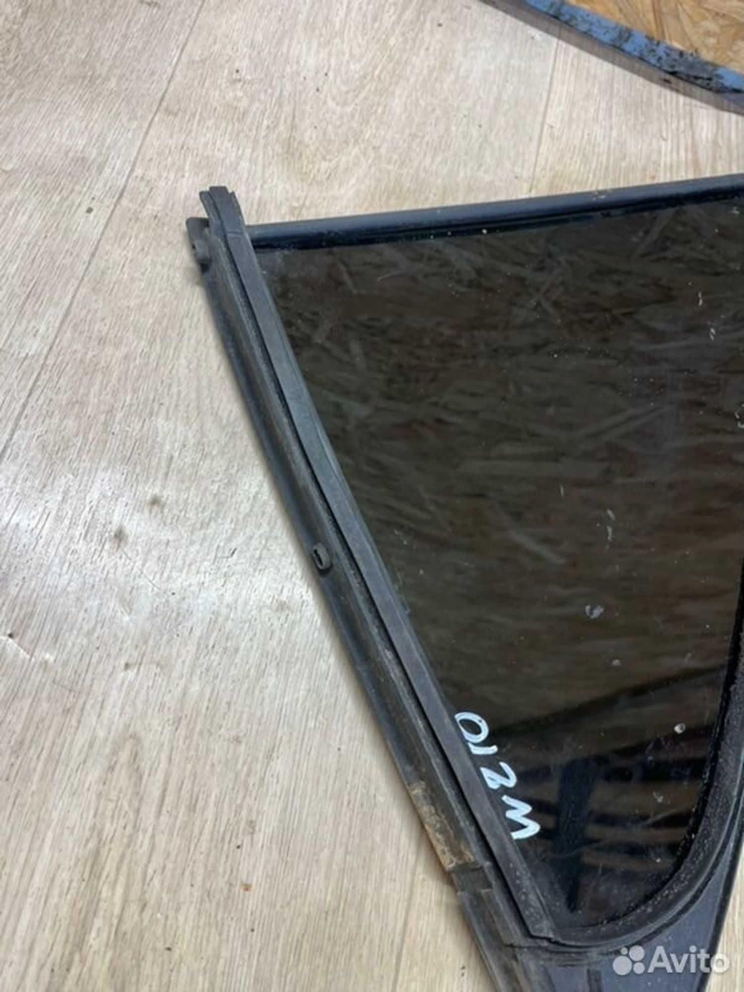 Форточка двери задняя Mercedes E240 W210 M112911, 1000 рублей, Семиозерка