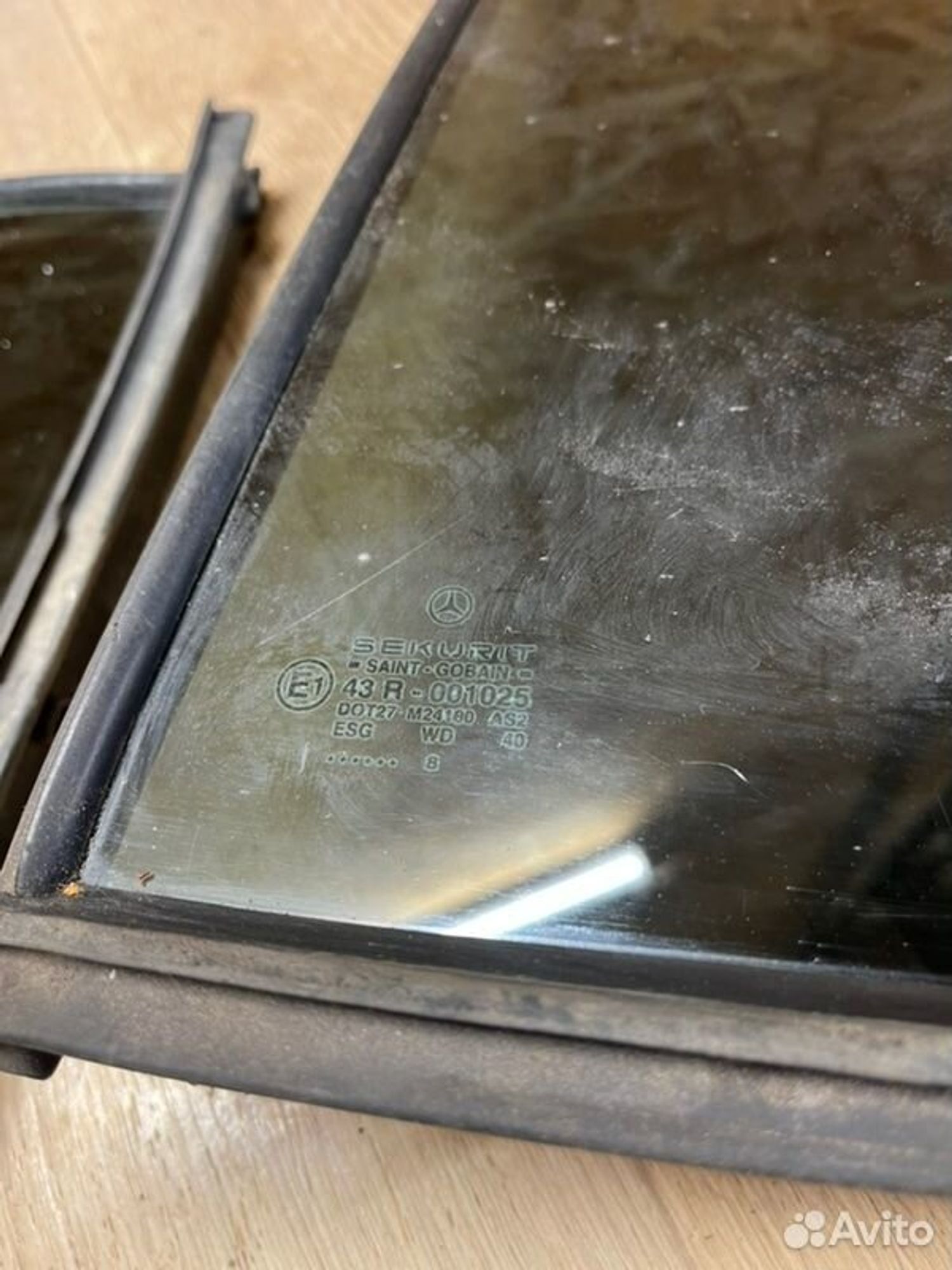 Форточка двери задняя Mercedes E240 W210 M112911, 1000 рублей, Семиозерка