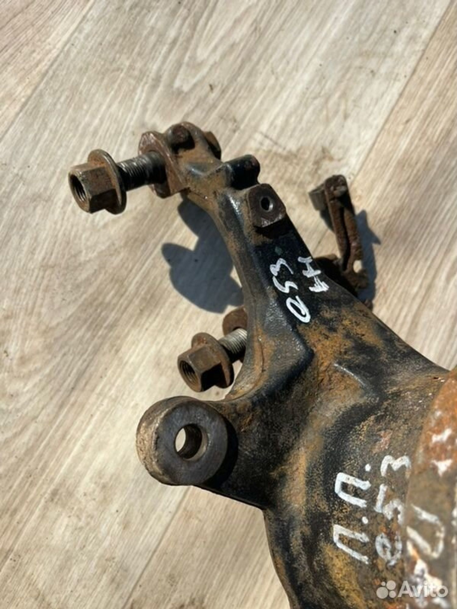 Кулак поворотный передний левый Bmw X5 E53 M57D30, 3000 рублей, Семиозерка