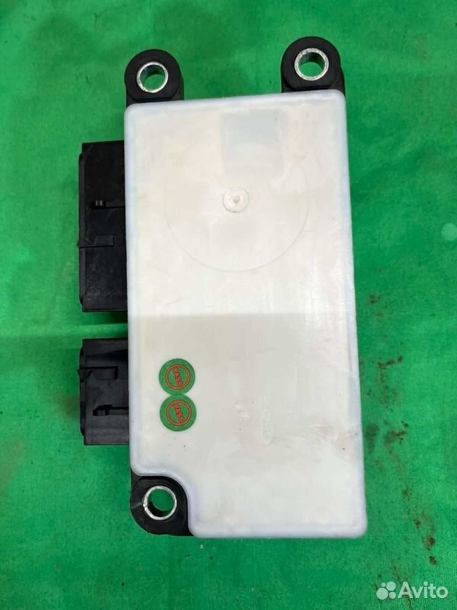 Блок SRS airbag Chevrolet Cruz J300 F16D3 2011, 1000 рублей, Семиозерка