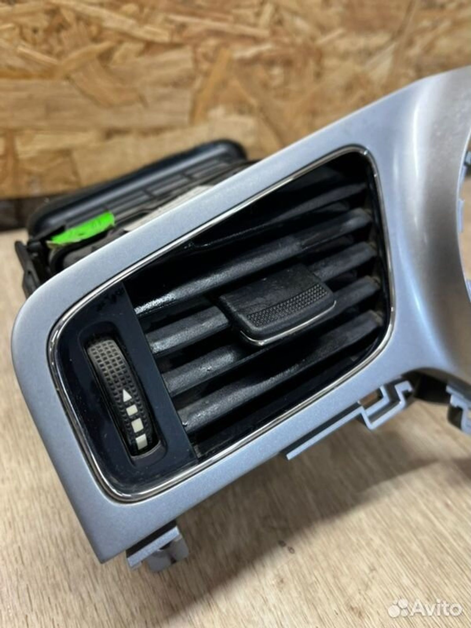 Дефлектор воздушный левый Kia Ceed JD G4FG 2013, 1600 рублей, Семиозерка