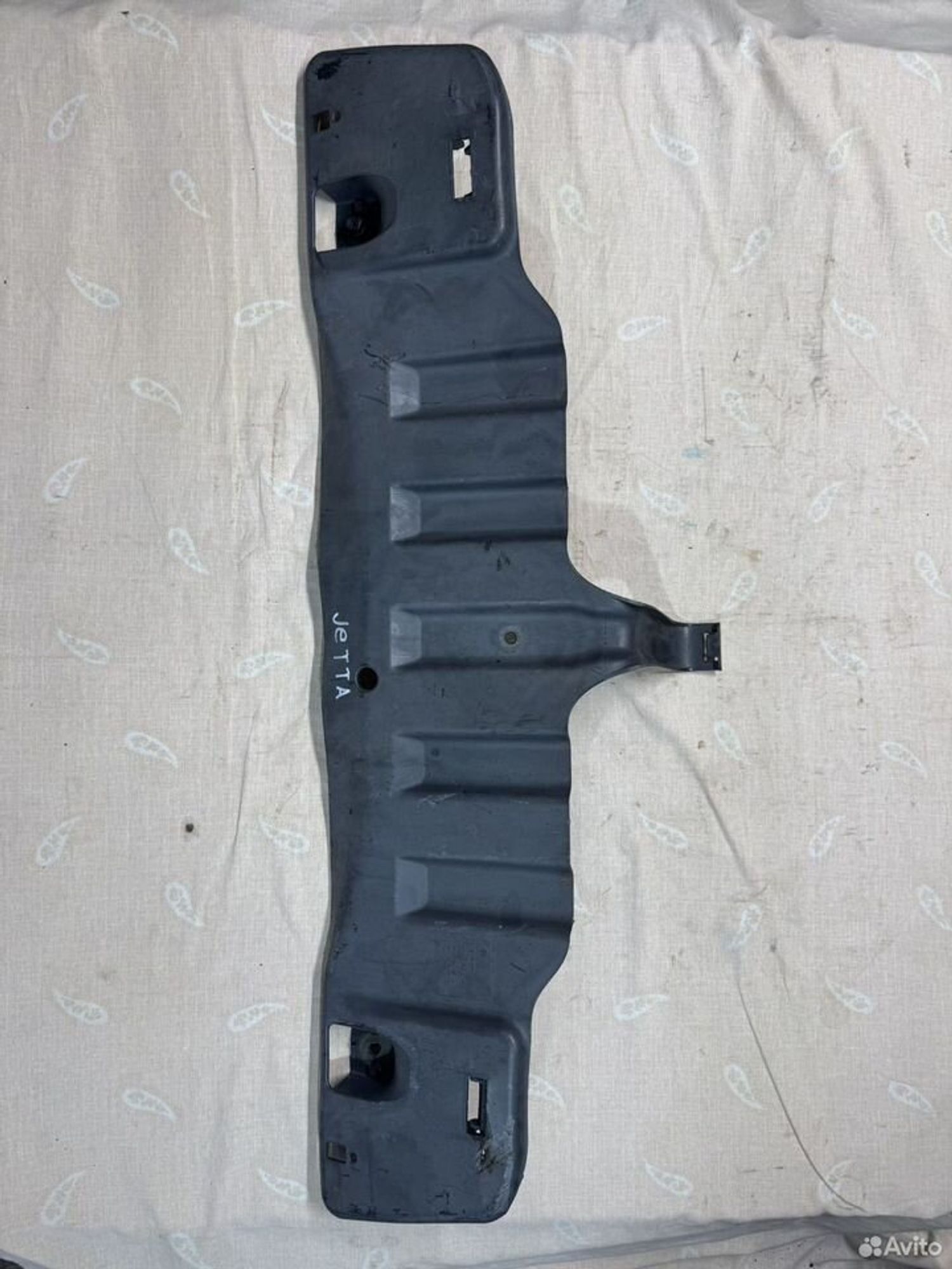 Пыльник днища задний Passat / Jetta 6, 1500 рублей, Семиозерка