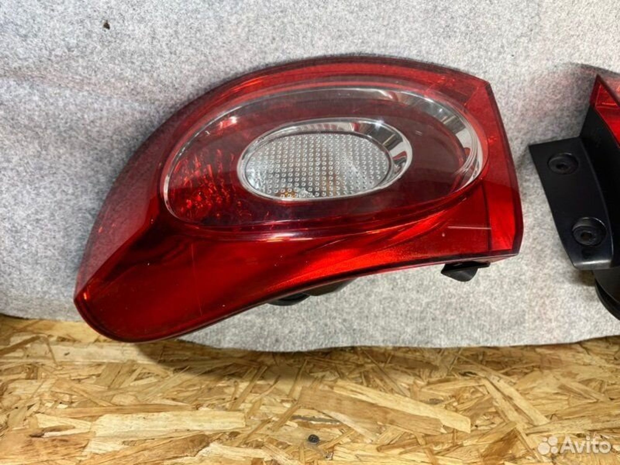 Фонарь Volkswagen Tiguan SUV NF CAW 2011, 7000 рублей, Семиозерка