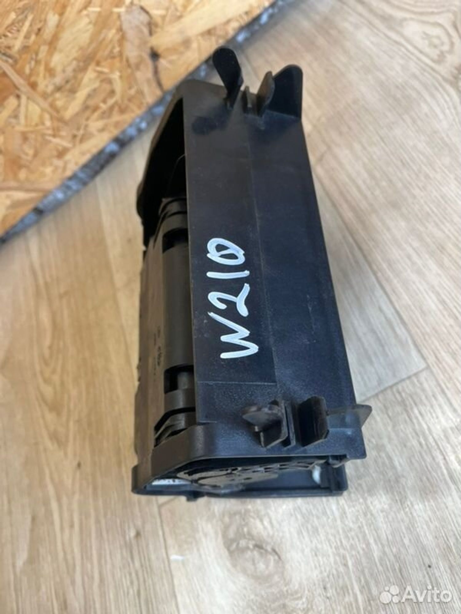 Пепельница Mercedes E240 W210 M112911 1998, 1500 рублей, Семиозерка