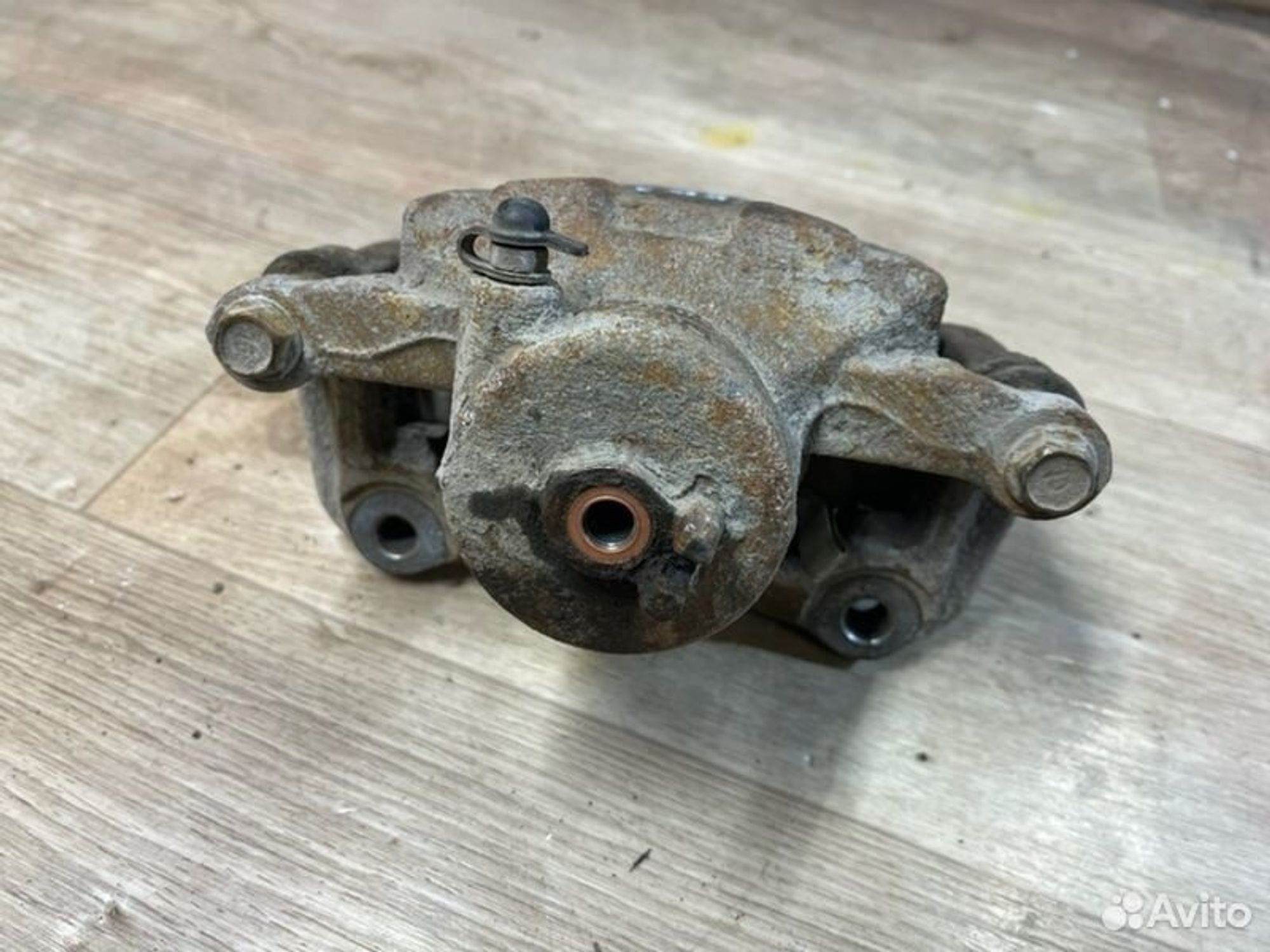 Суппорт тормозной передний левый Kia Ceed JD G4FG, 2500 рублей, Семиозерка