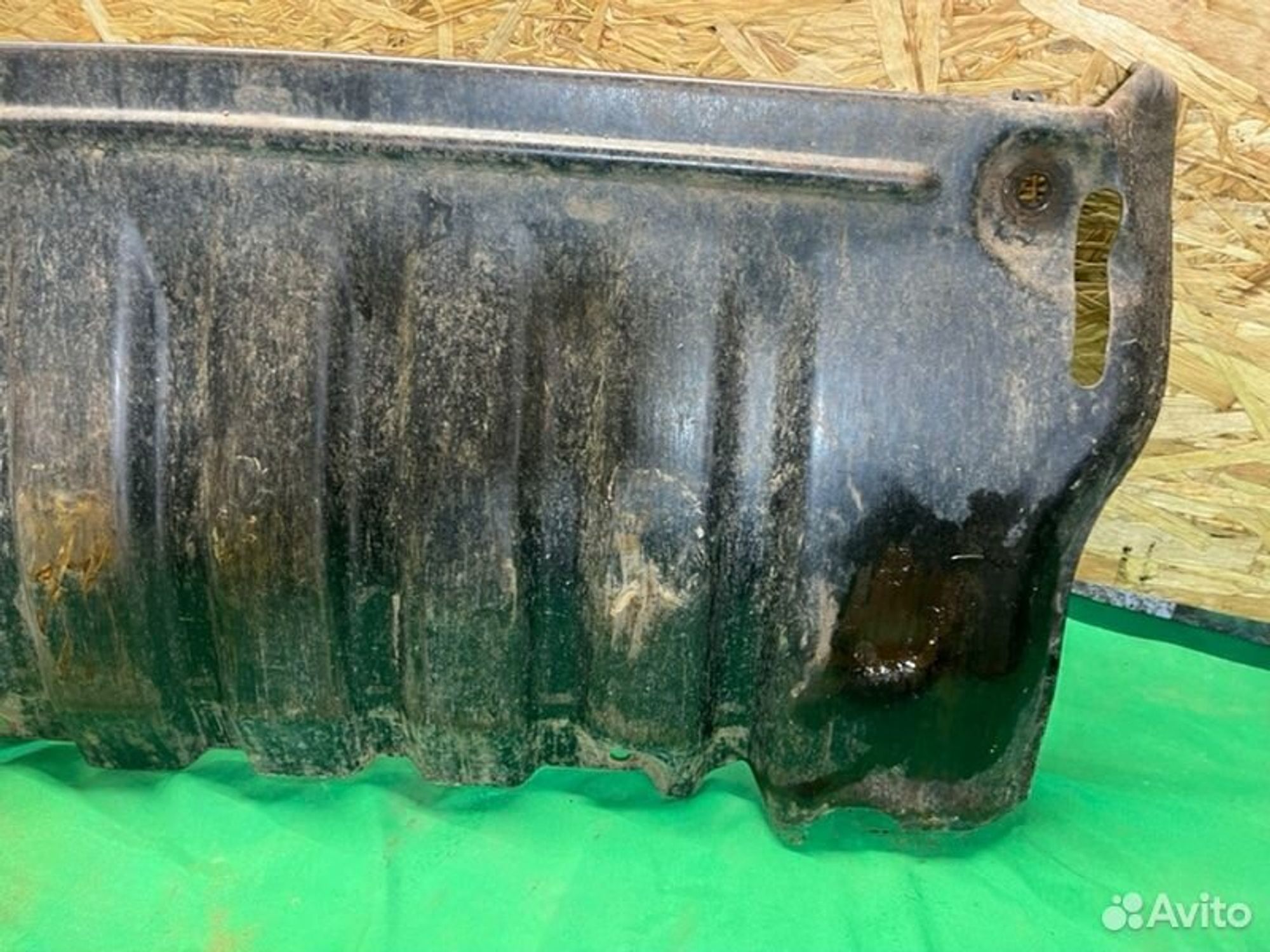 Защита двигателя Mitsubishi Pajero 6G72 1993, 2000 рублей, Семиозерка