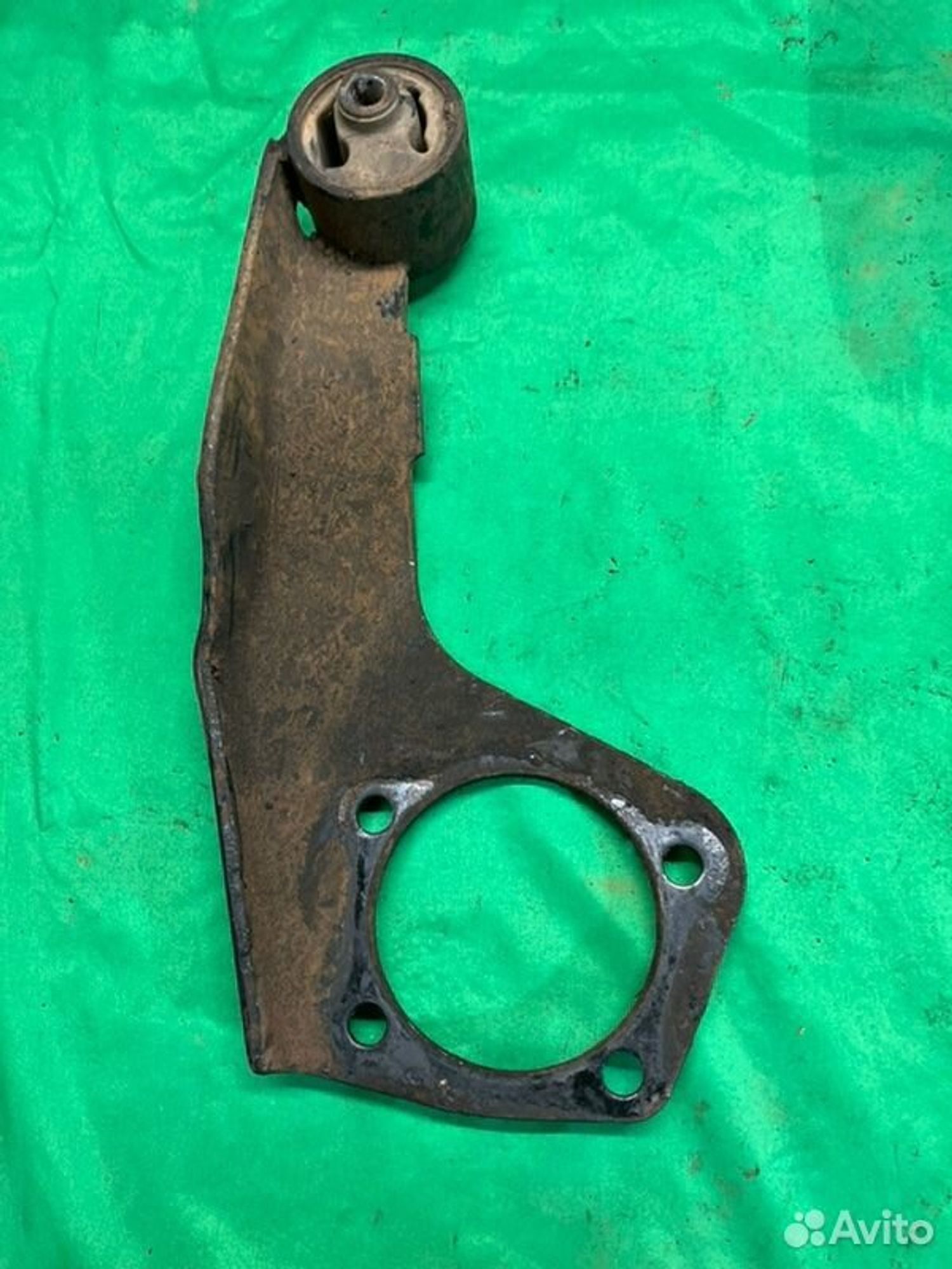 Крепление привода к раме Mitsubishi Pajero 6G72, 2000 рублей, Семиозерка