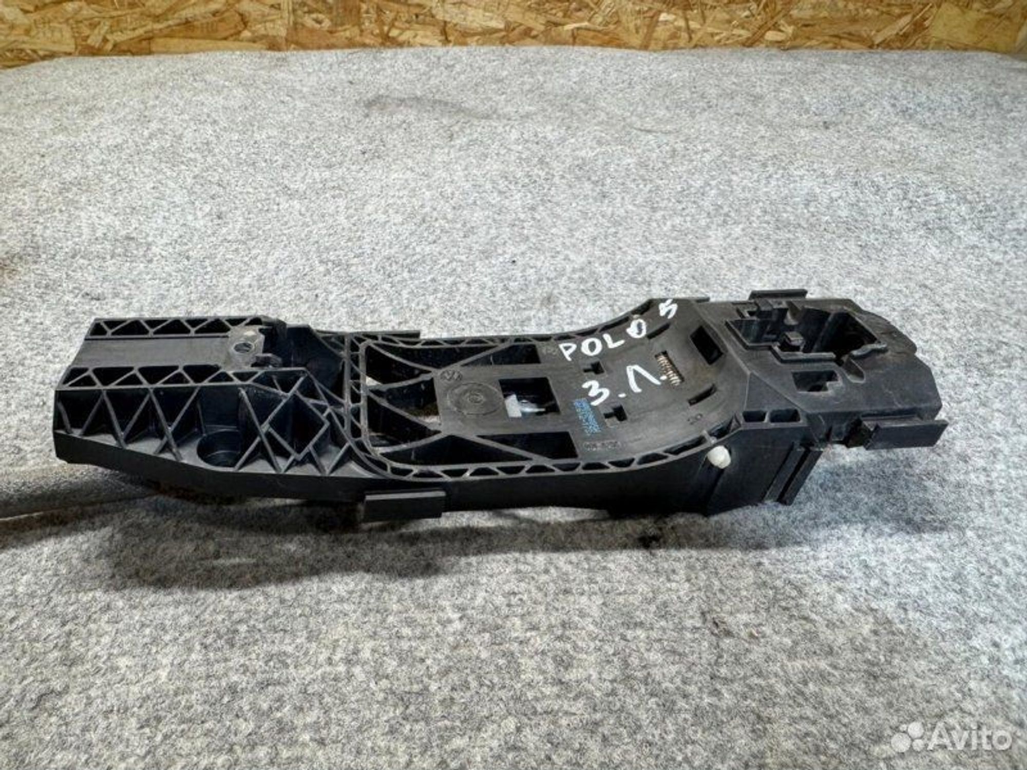 Ручка двери внешняя задняя левая Volkswagen Polo, 1500 рублей, Семиозерка