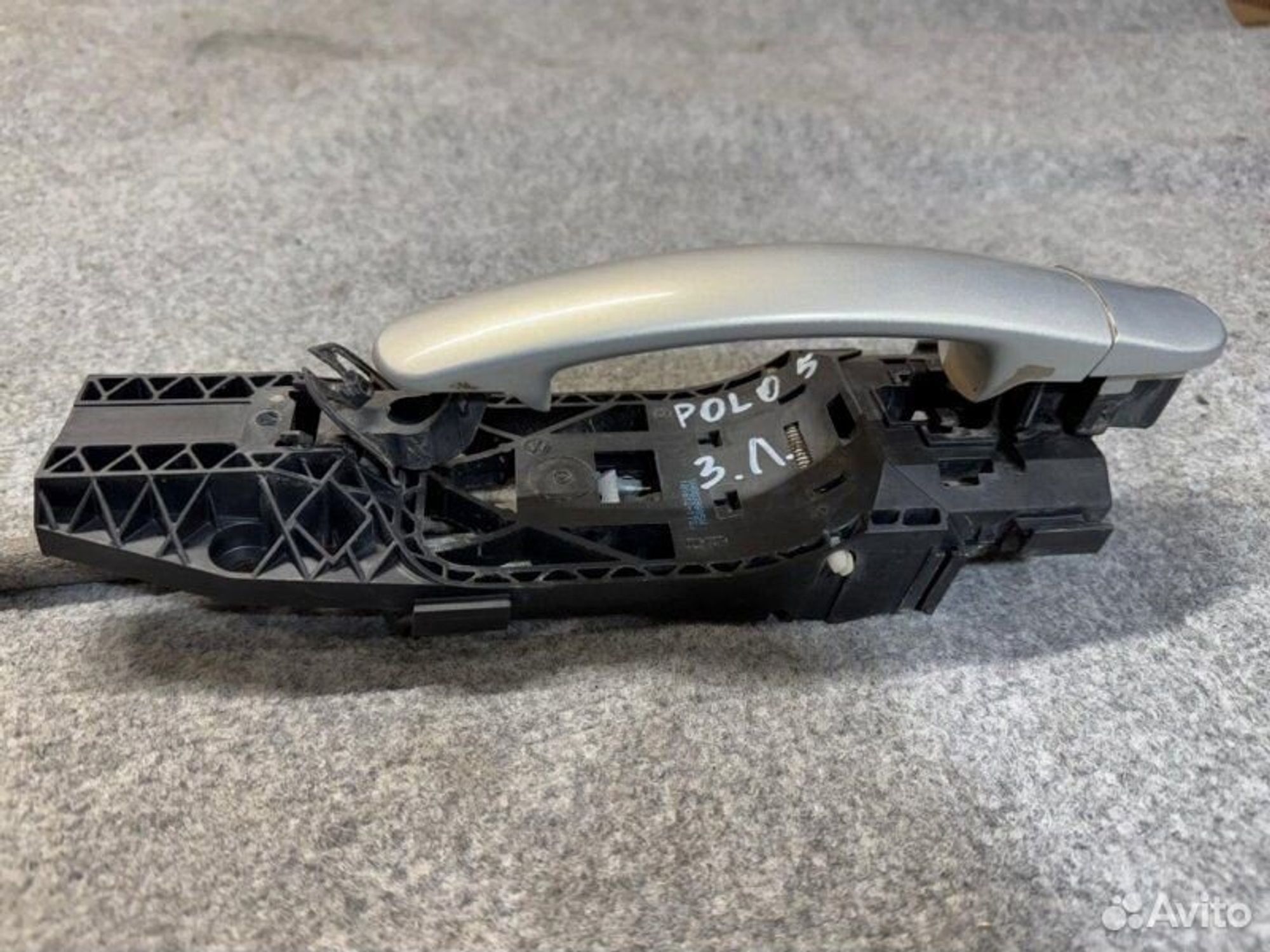 Ручка двери внешняя задняя левая Volkswagen Polo, 1500 рублей, Семиозерка