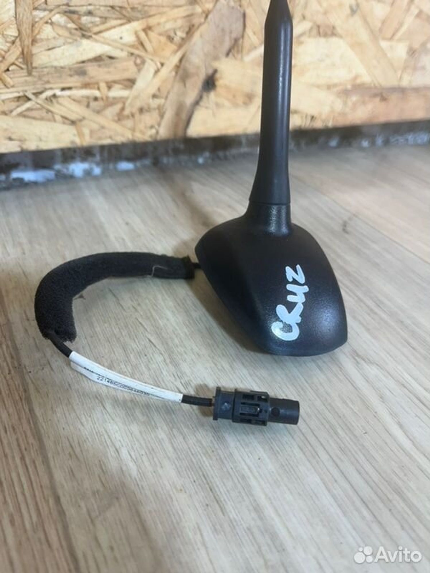 Антенна Chevrolet Cruz J300 F16D3 2011, 1500 рублей, Семиозерка