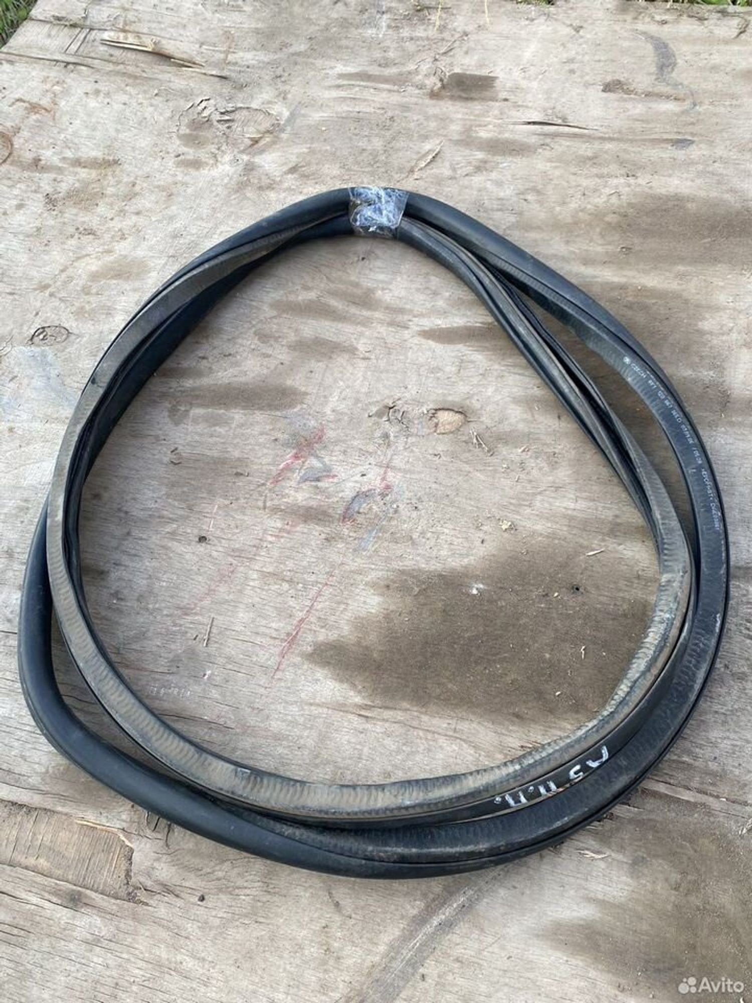 Уплотнительная резинка skoda octavia a5, 1300 рублей, Семиозерка