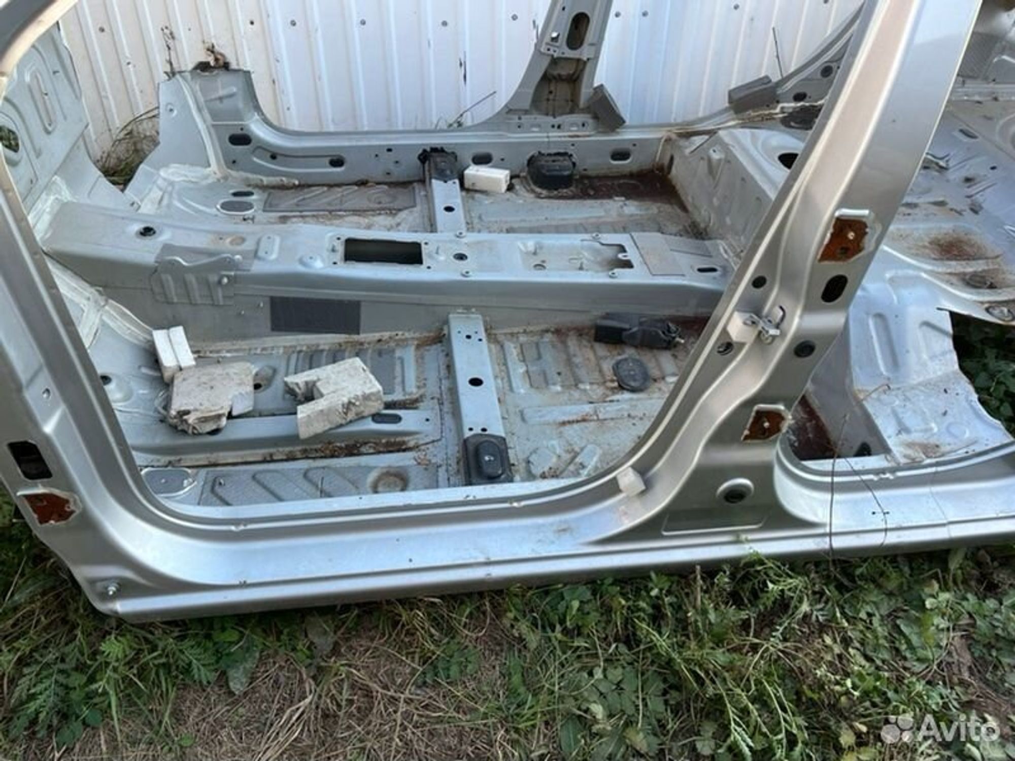 Порог кузова левый Renault Logan L8 K7M 2022, 8000 рублей, Семиозерка