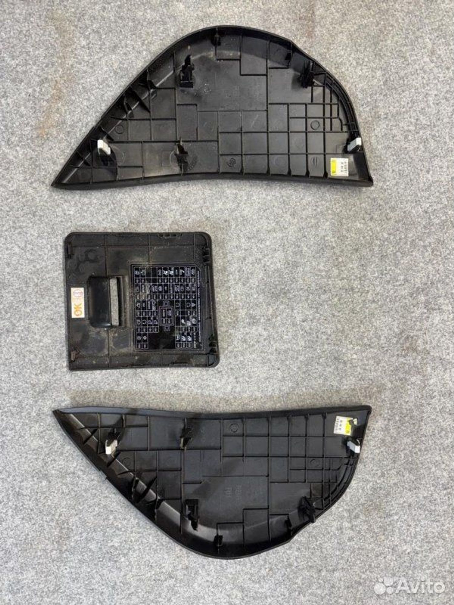 Боковая крышка торпеды Hyundai Solaris G4FC 2013, 1000 рублей, Семиозерка