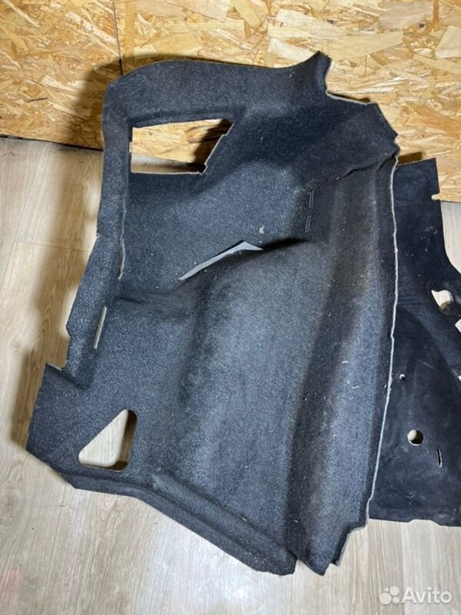 Обшивка багажника Bmw 1 E87 M47D20 2006, 1000 рублей, Семиозерка