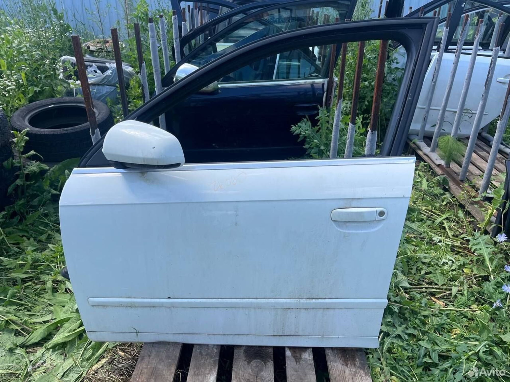 Дверь передняя левая Audi a4 b7 2006, 15000 рублей, Семиозерка
