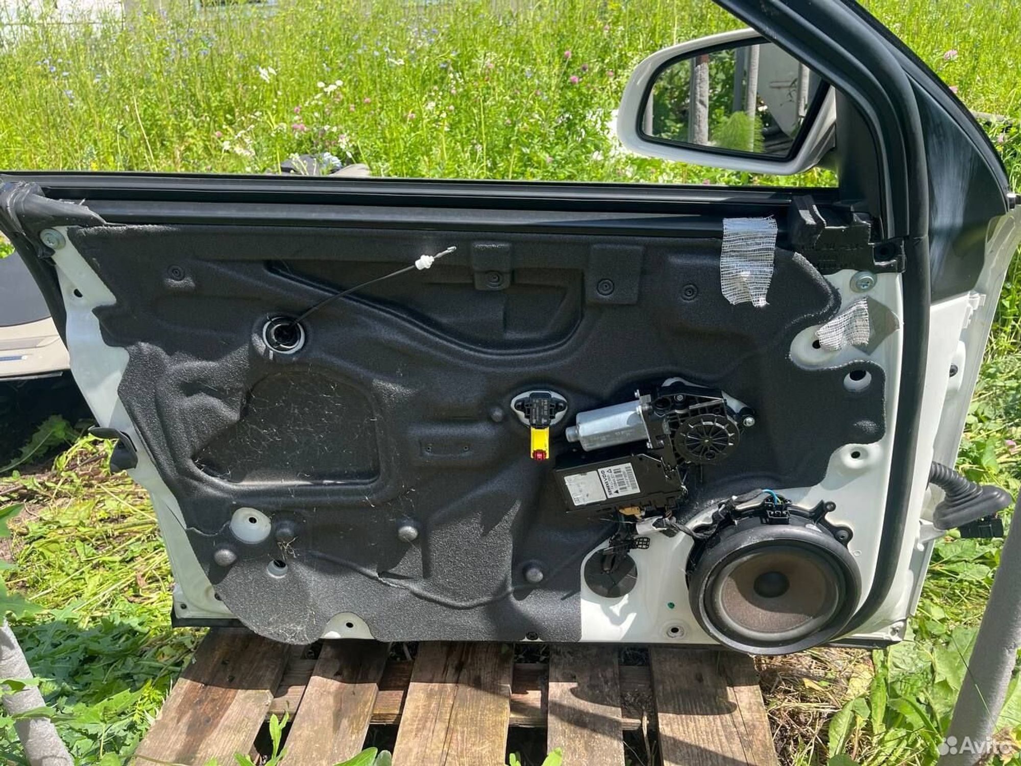 Дверь передняя левая Audi a4 b7 2006, 15000 рублей, Семиозерка