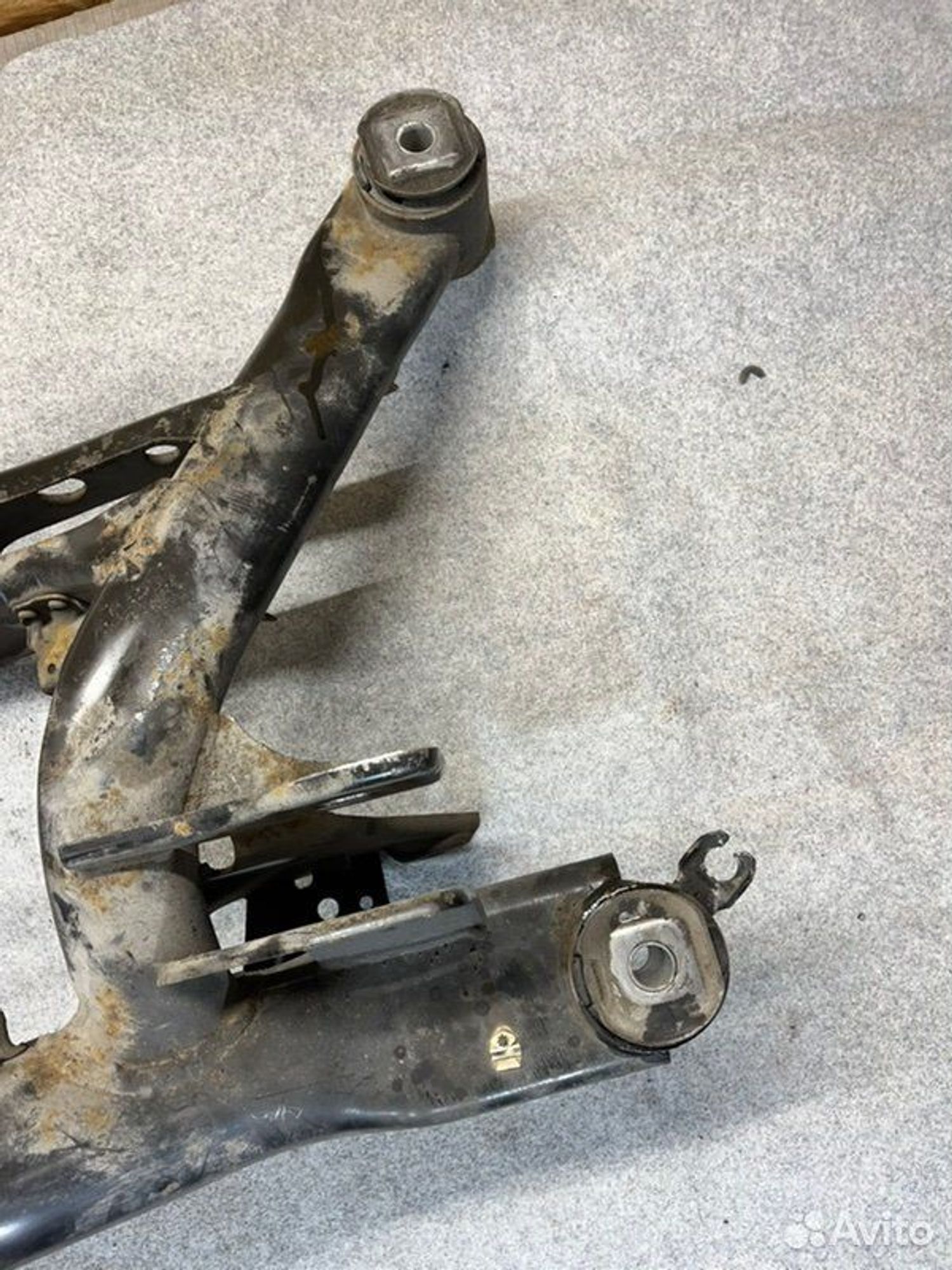 Подрамник задний Volkswagen Tiguan SUV NF CAW 2011, 6000 рублей, Семиозерка