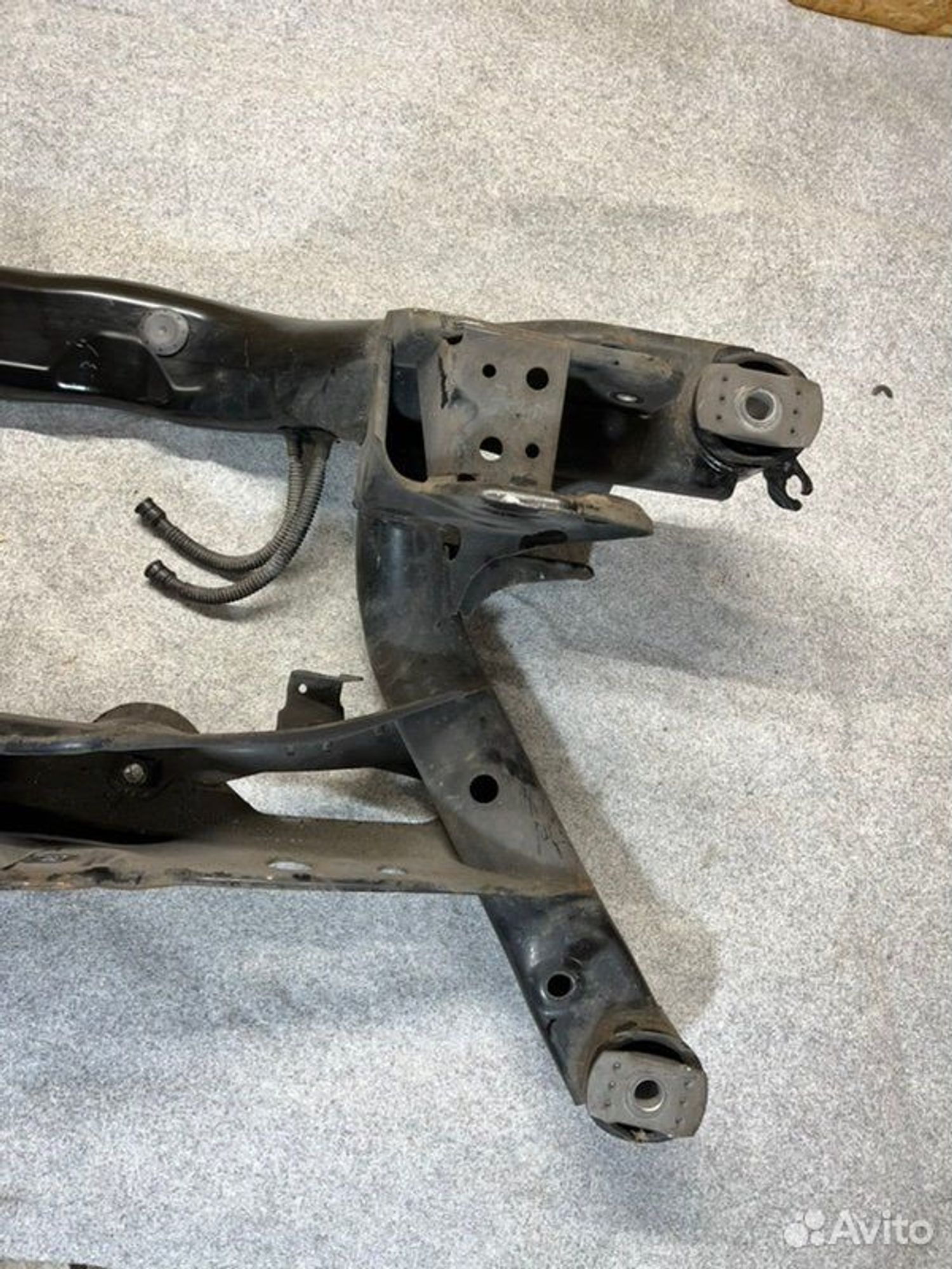 Подрамник задний Volkswagen Tiguan SUV NF CAW 2011, 6000 рублей, Семиозерка