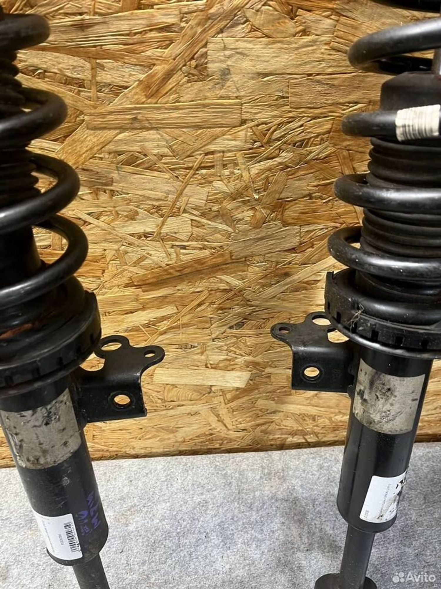 Стойка передняя bmw ф 10, 18000 рублей, Семиозерка