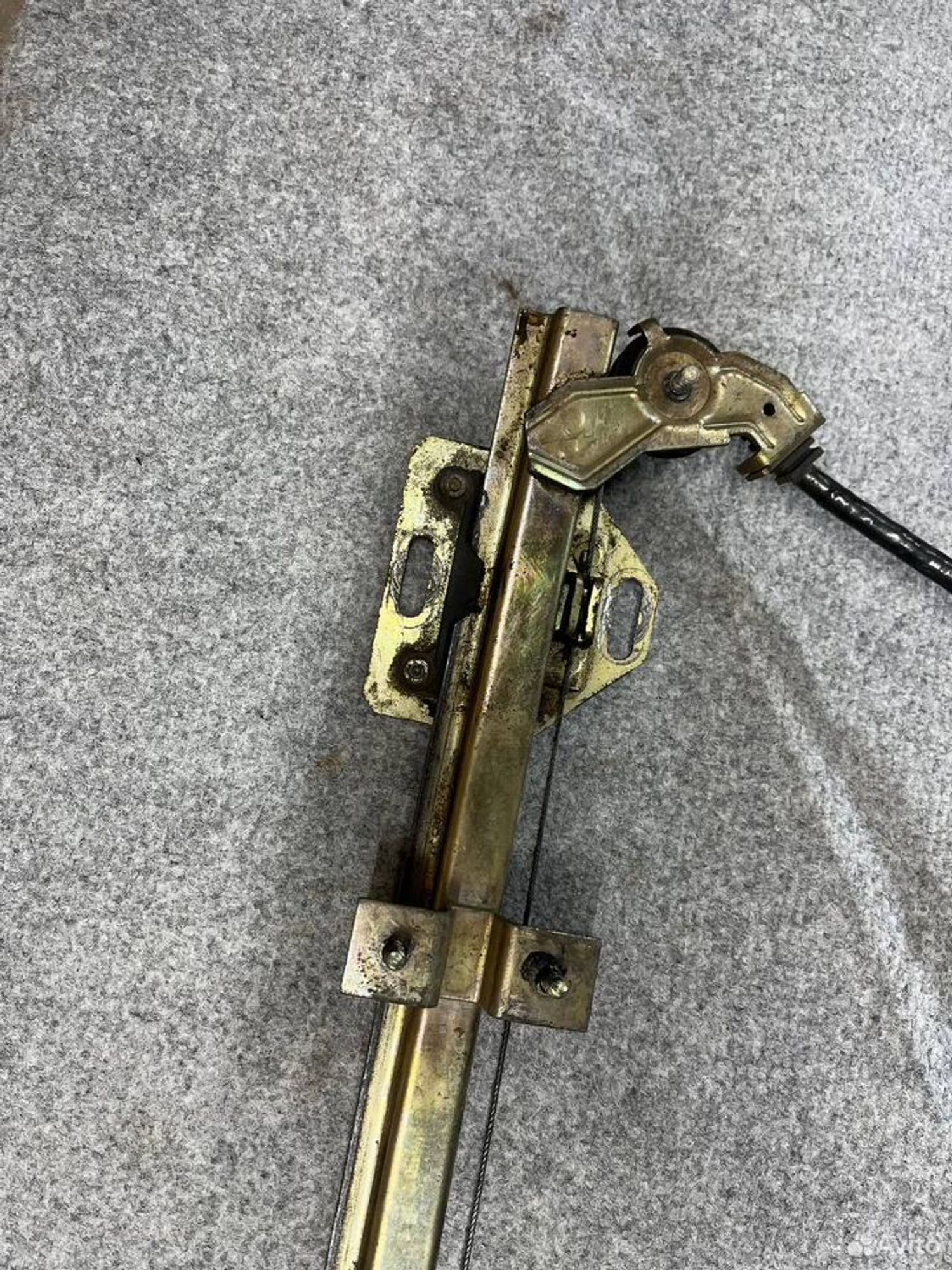 Стеклоподъемник передний правый priora, 1500 рублей, Семиозерка