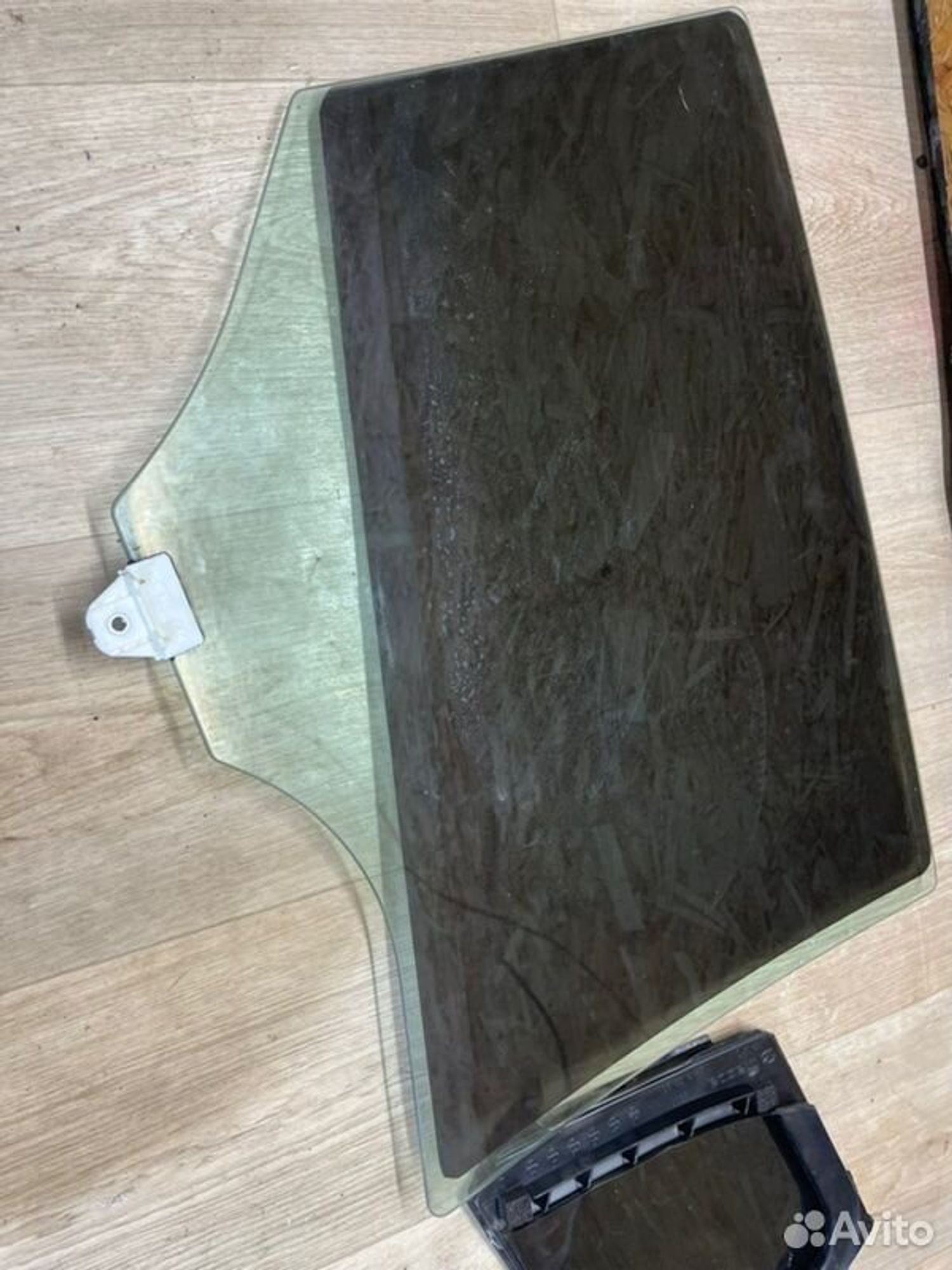 Стекло двери заднее левое Mazda 3 BM Z6 2013, 2000 рублей, Семиозерка