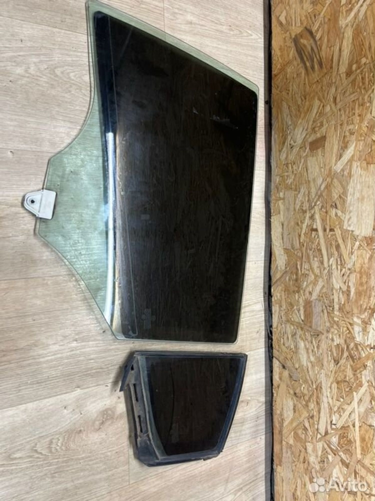 Стекло двери заднее левое Mazda 3 BM Z6 2013, 2000 рублей, Семиозерка