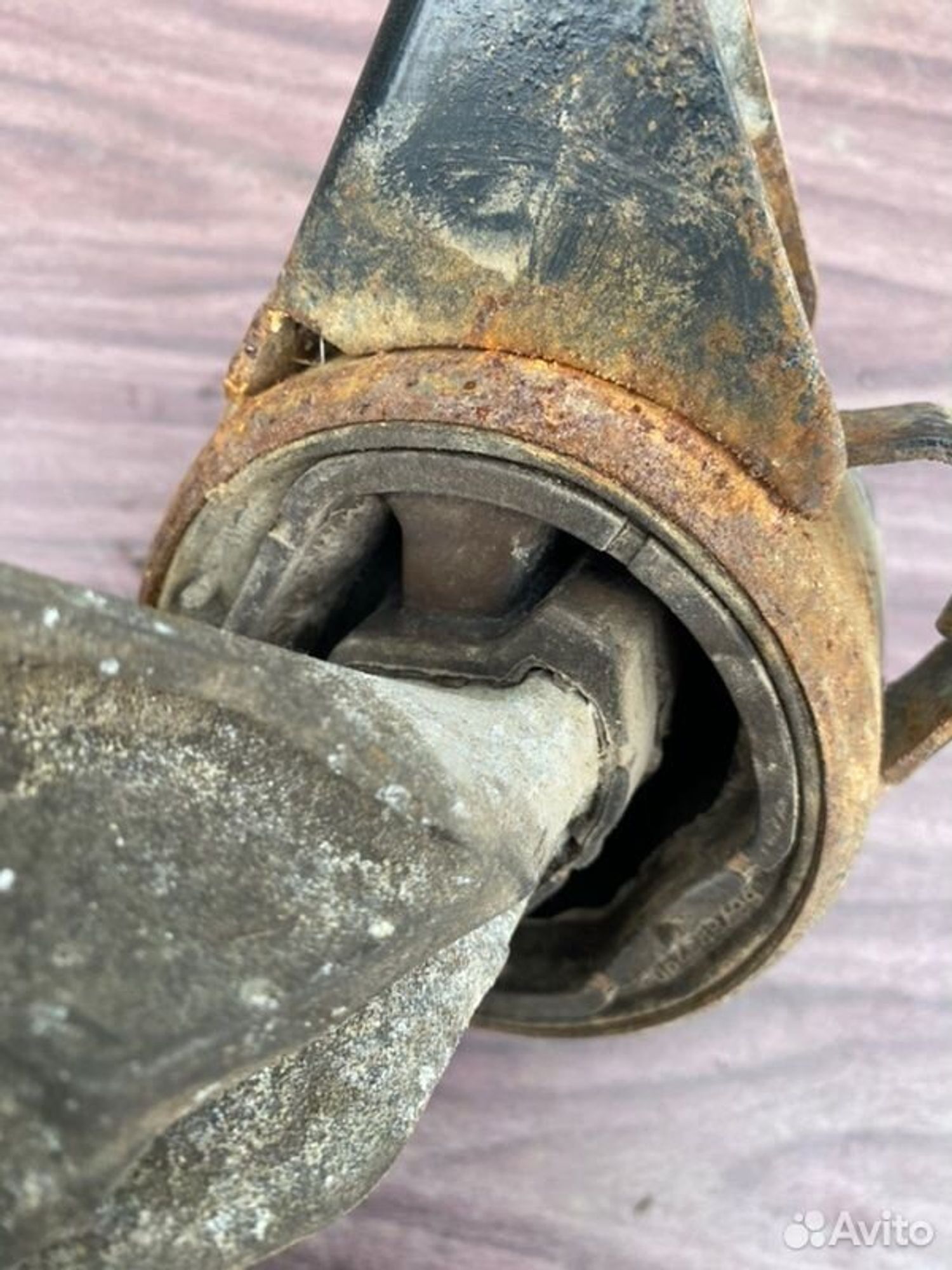 Подушка двигателя левая Chevrolet Aveo T300 F16D4, 1400 рублей, Семиозерка