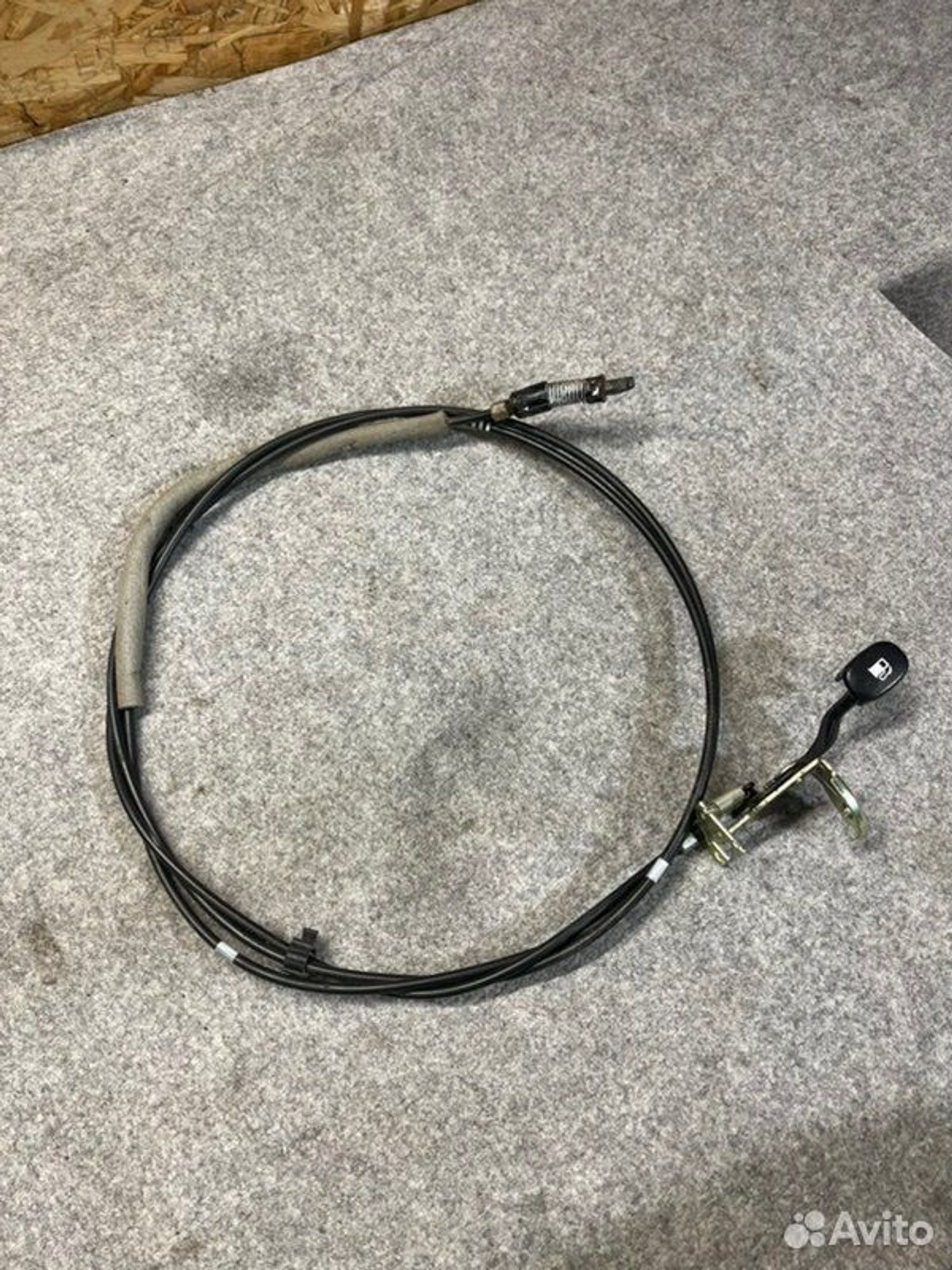 Трос лючка топливного бака Hyundai Solaris G4FC, 1000 рублей, Семиозерка