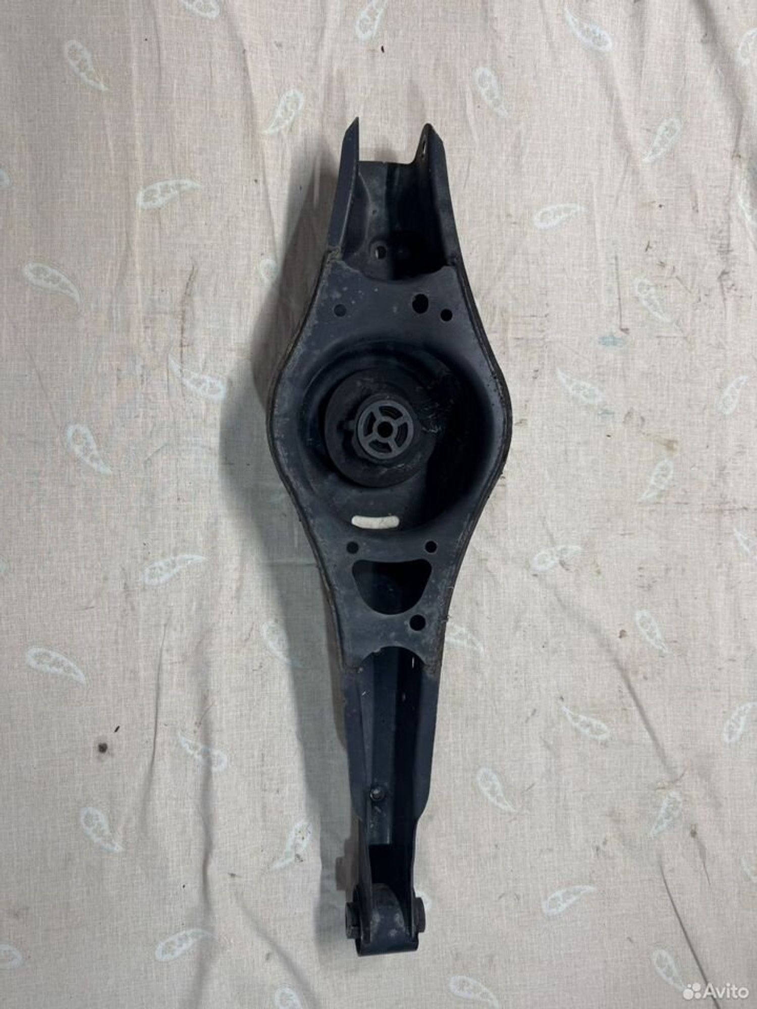 Рычаг задний левый Jetta 6, 1800 рублей, Семиозерка