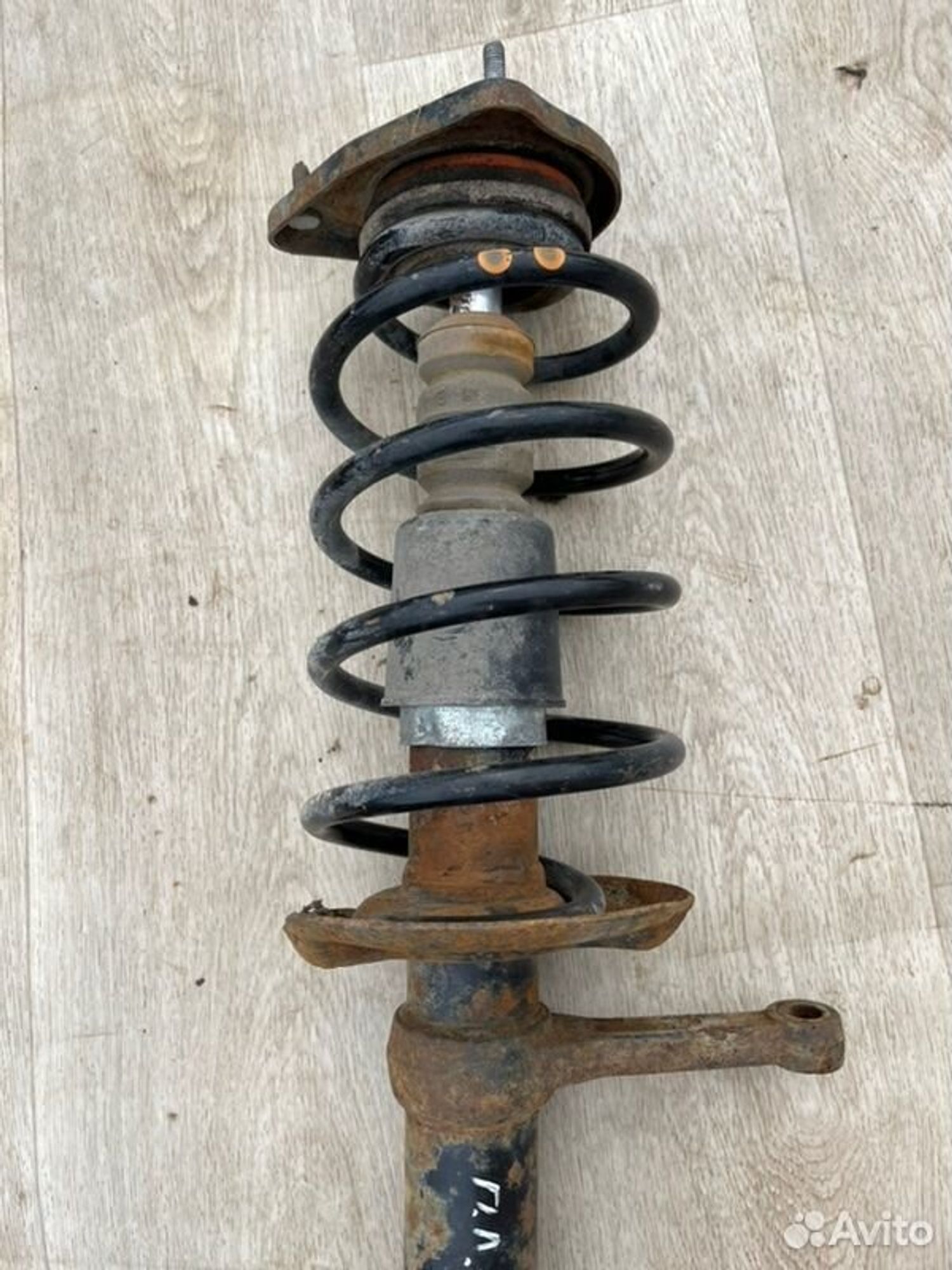 Стойка подвески передняя левая Лада Калина 2 11193, 2500 рублей, Семиозерка