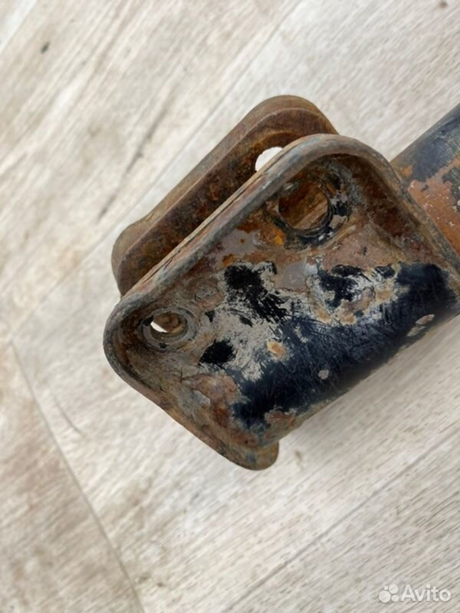 Стойка подвески передняя левая Лада Калина 2 11193, 2500 рублей, Семиозерка