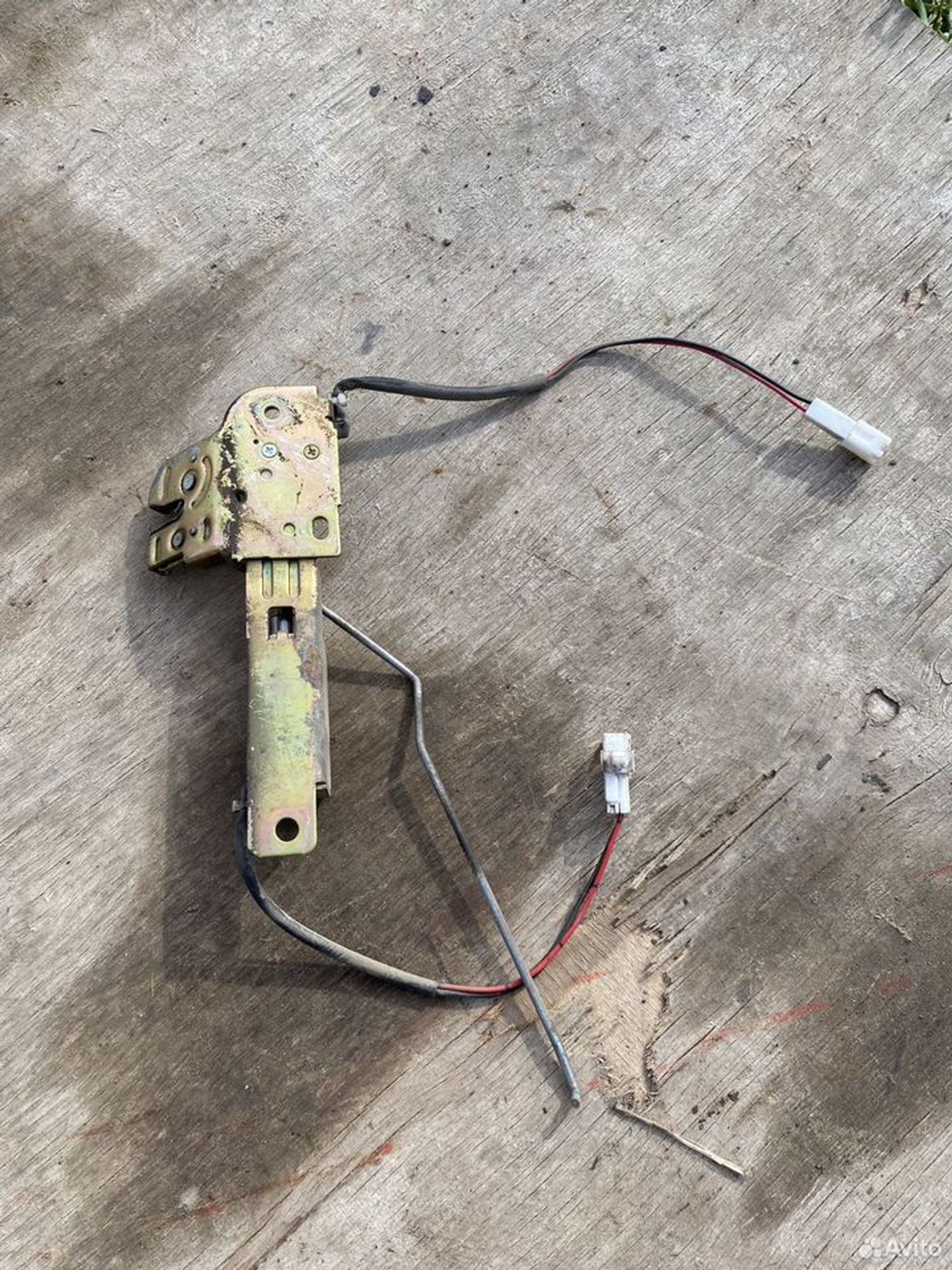 Замок багажника mazda миления, 1500 рублей, Семиозерка