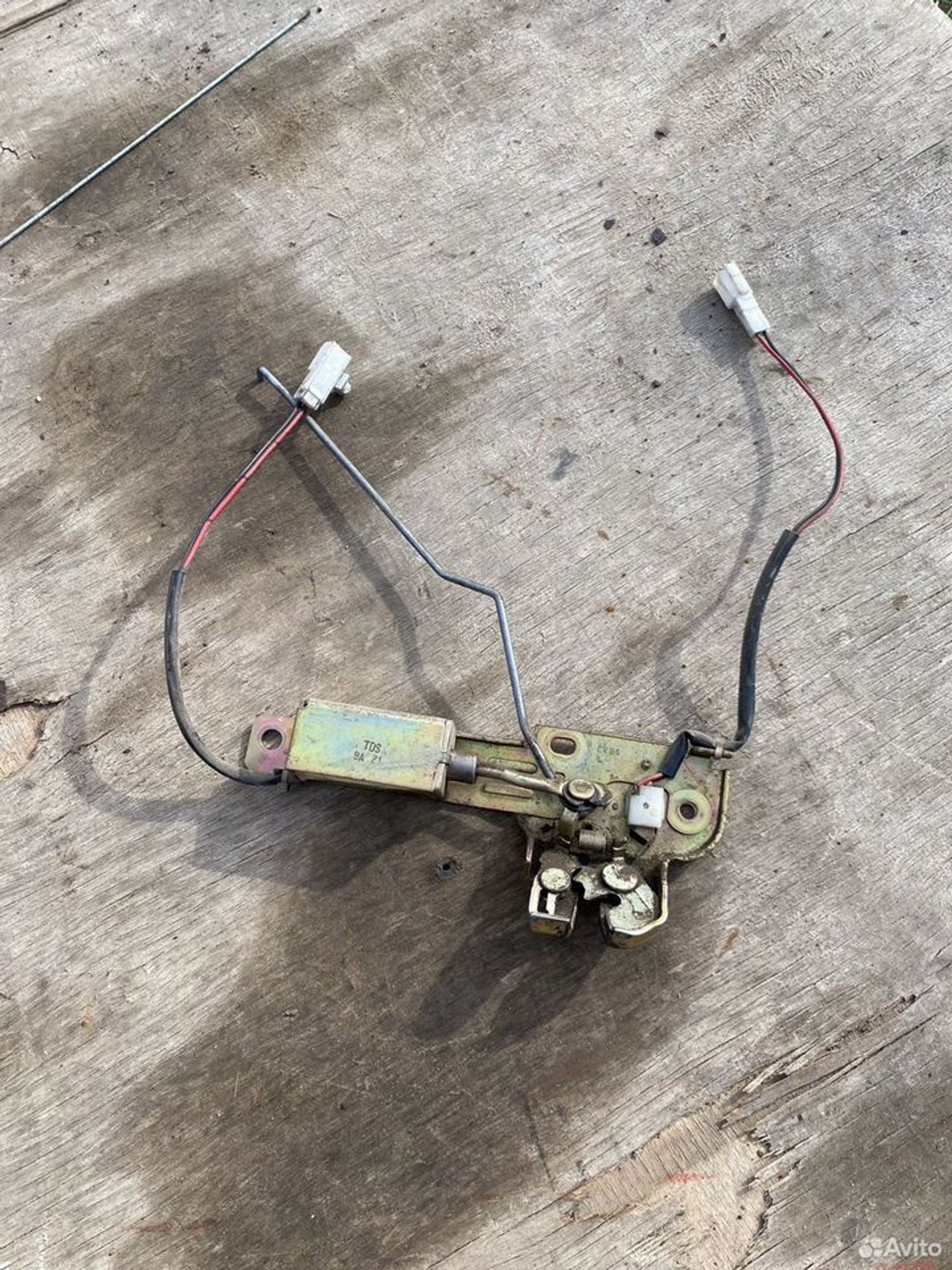 Замок багажника mazda миления, 1500 рублей, Семиозерка